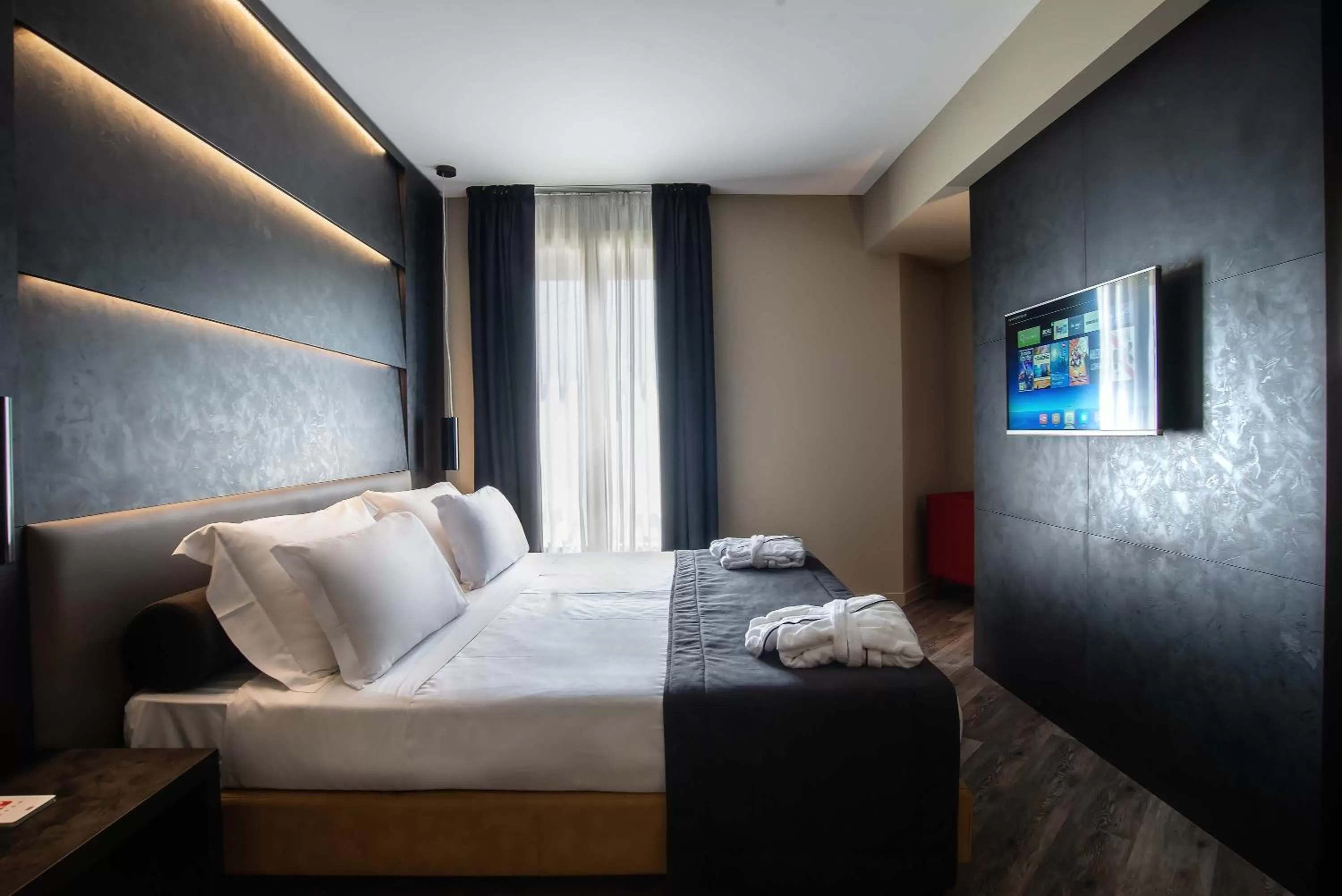 Bed in Maranello Palace