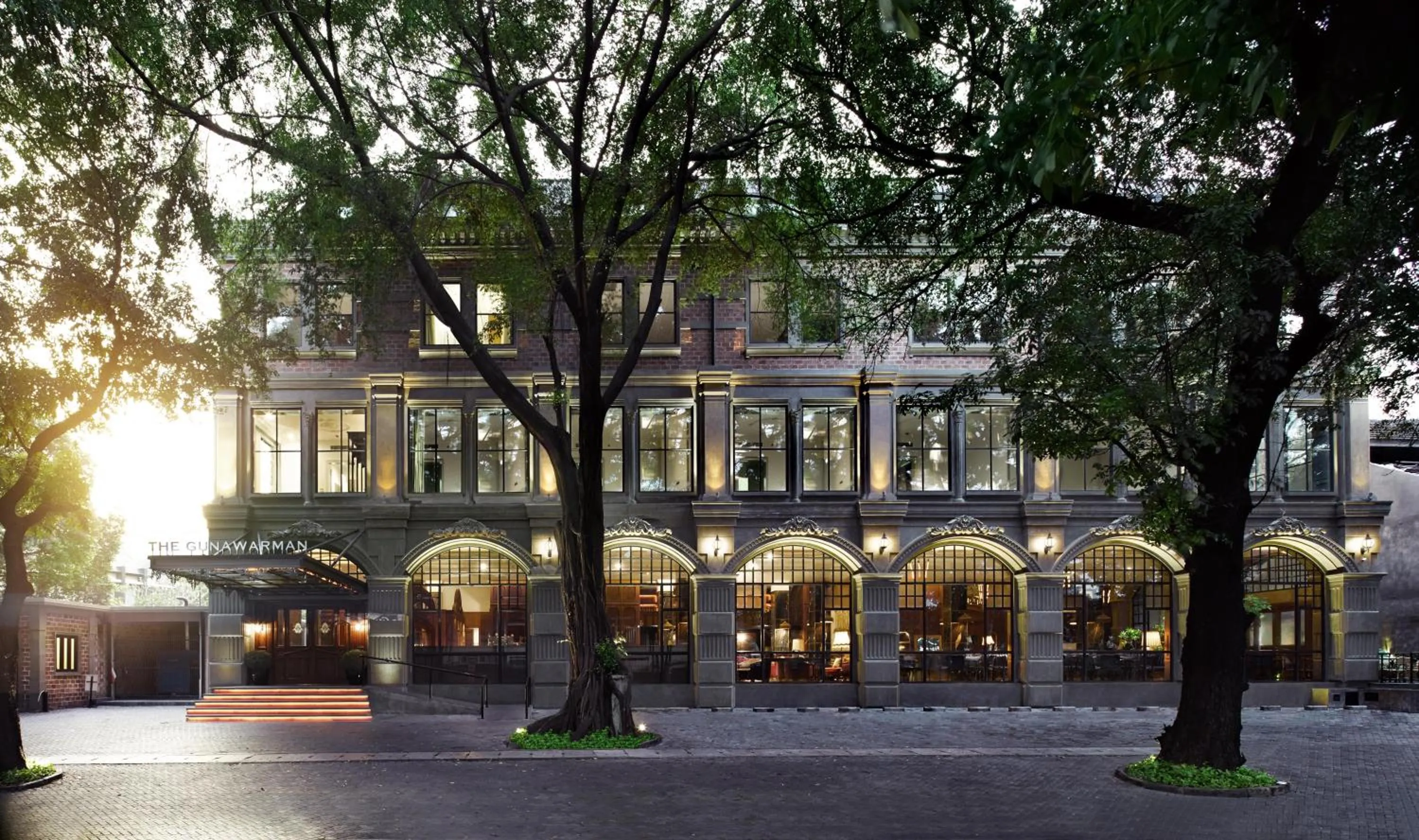 Facade/entrance in The Gunawarman