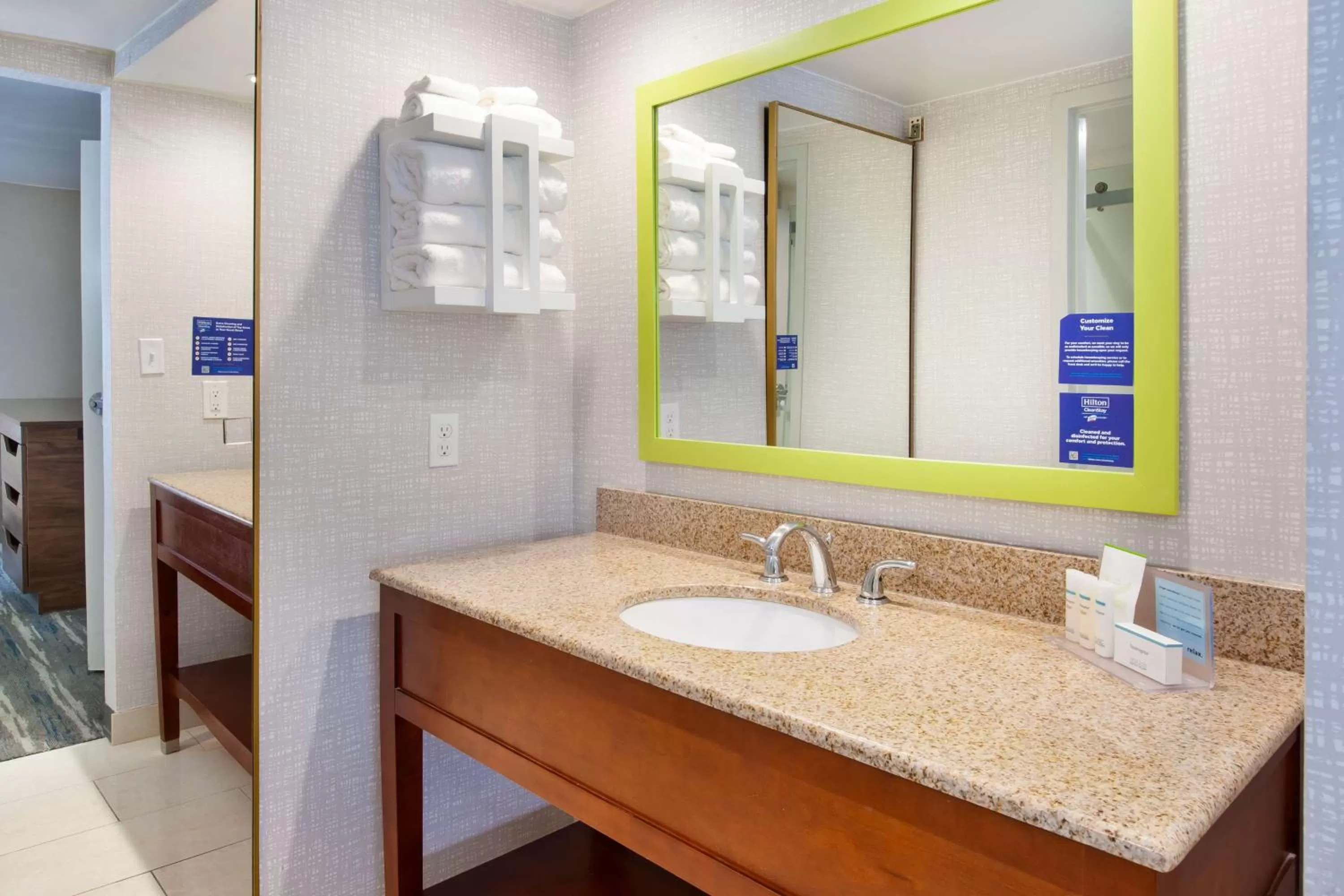 Bathroom in Hampton Inn College Park