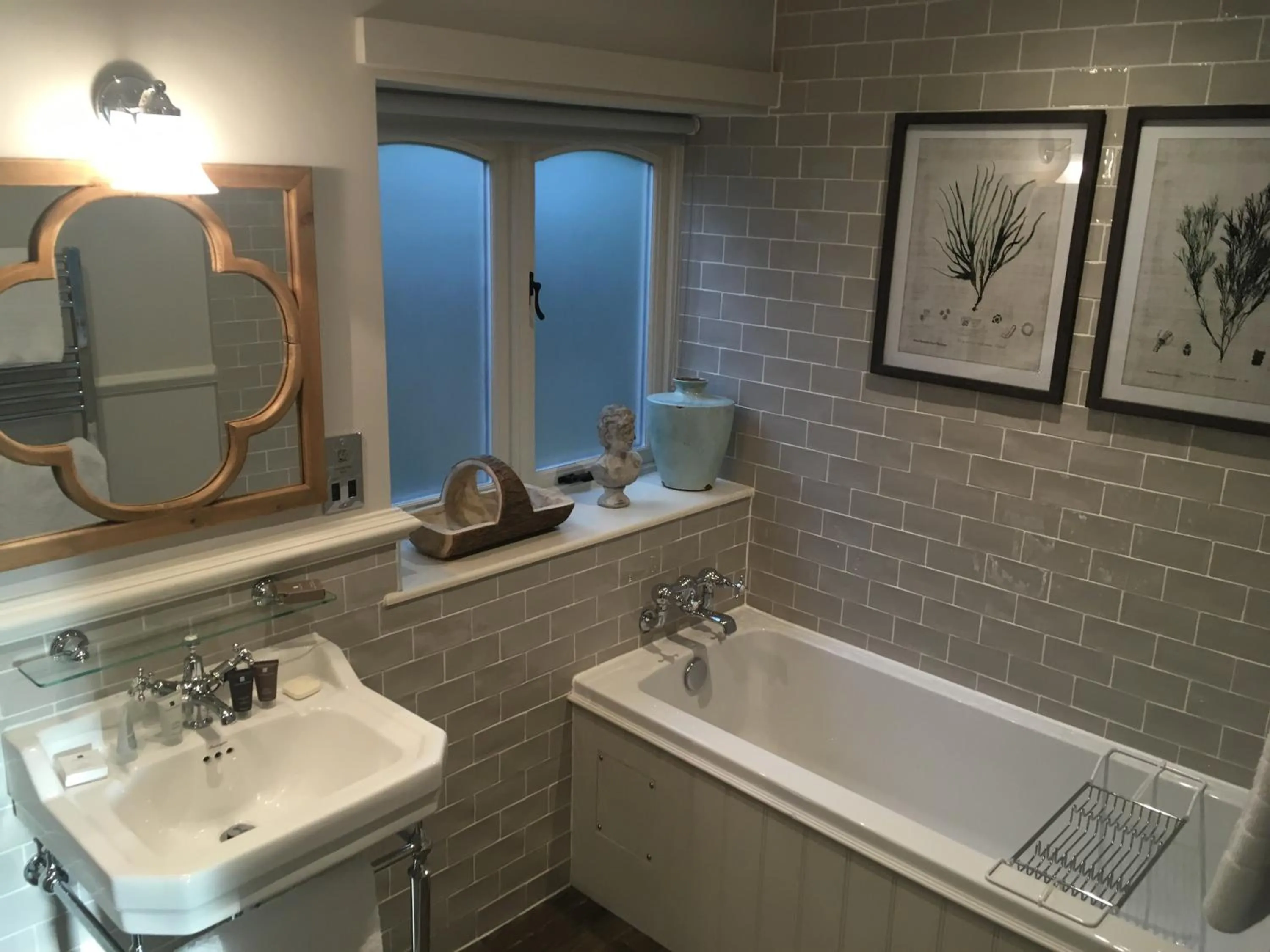 Bathroom in The Frogmill Hotel