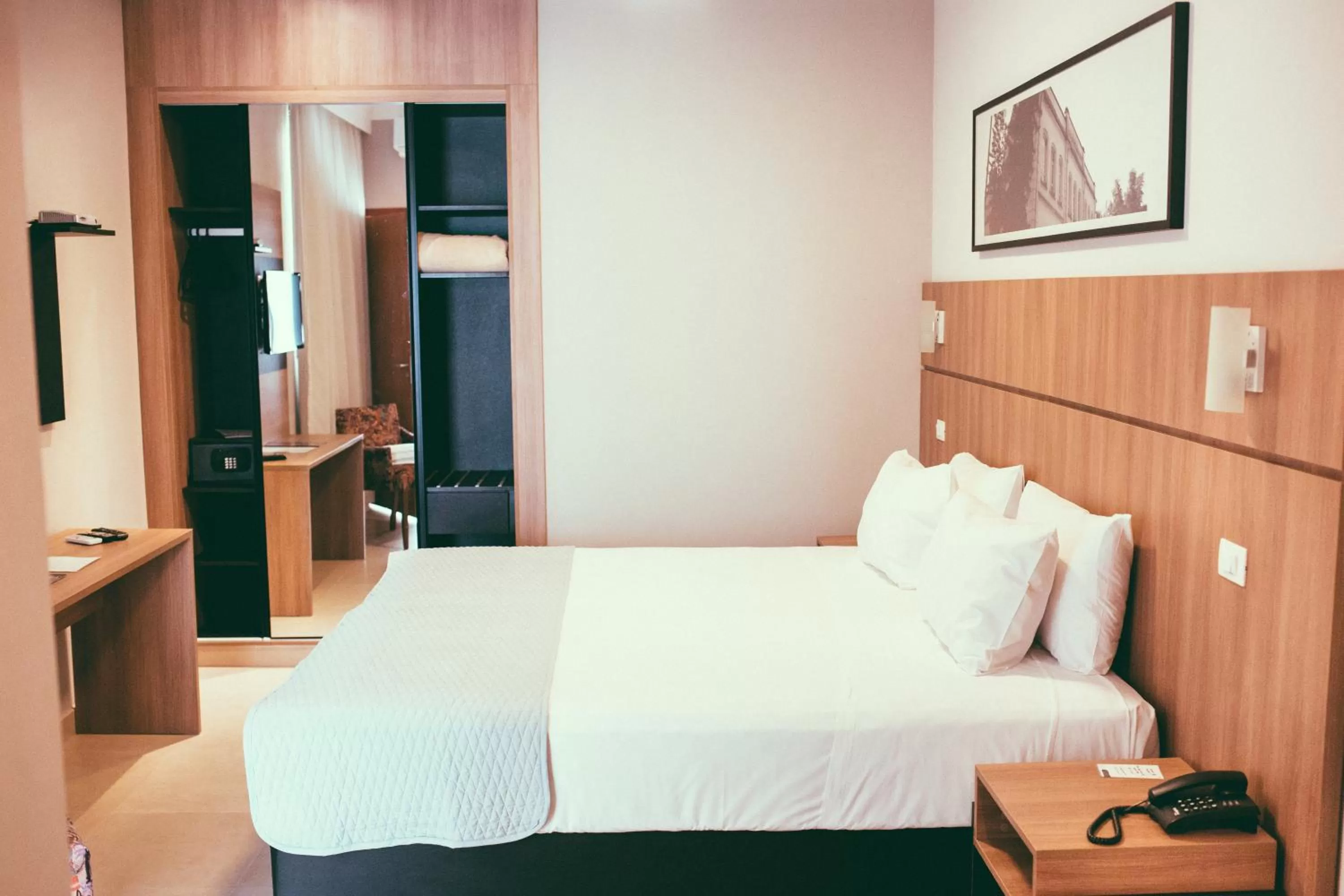 Bed in Occitano Apart Hotel