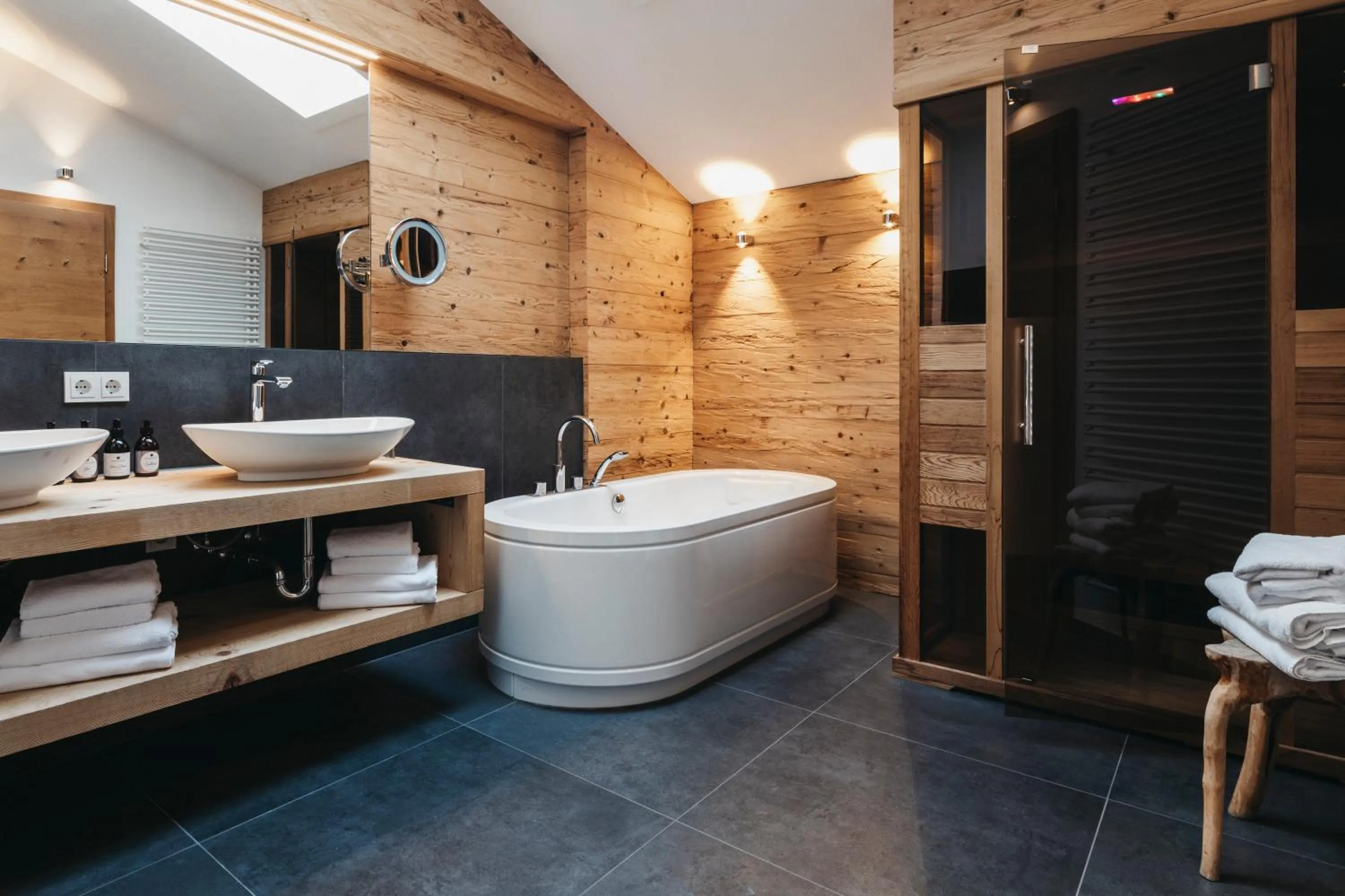 Bathroom in Sonnhof Alpendorf - an adults only place