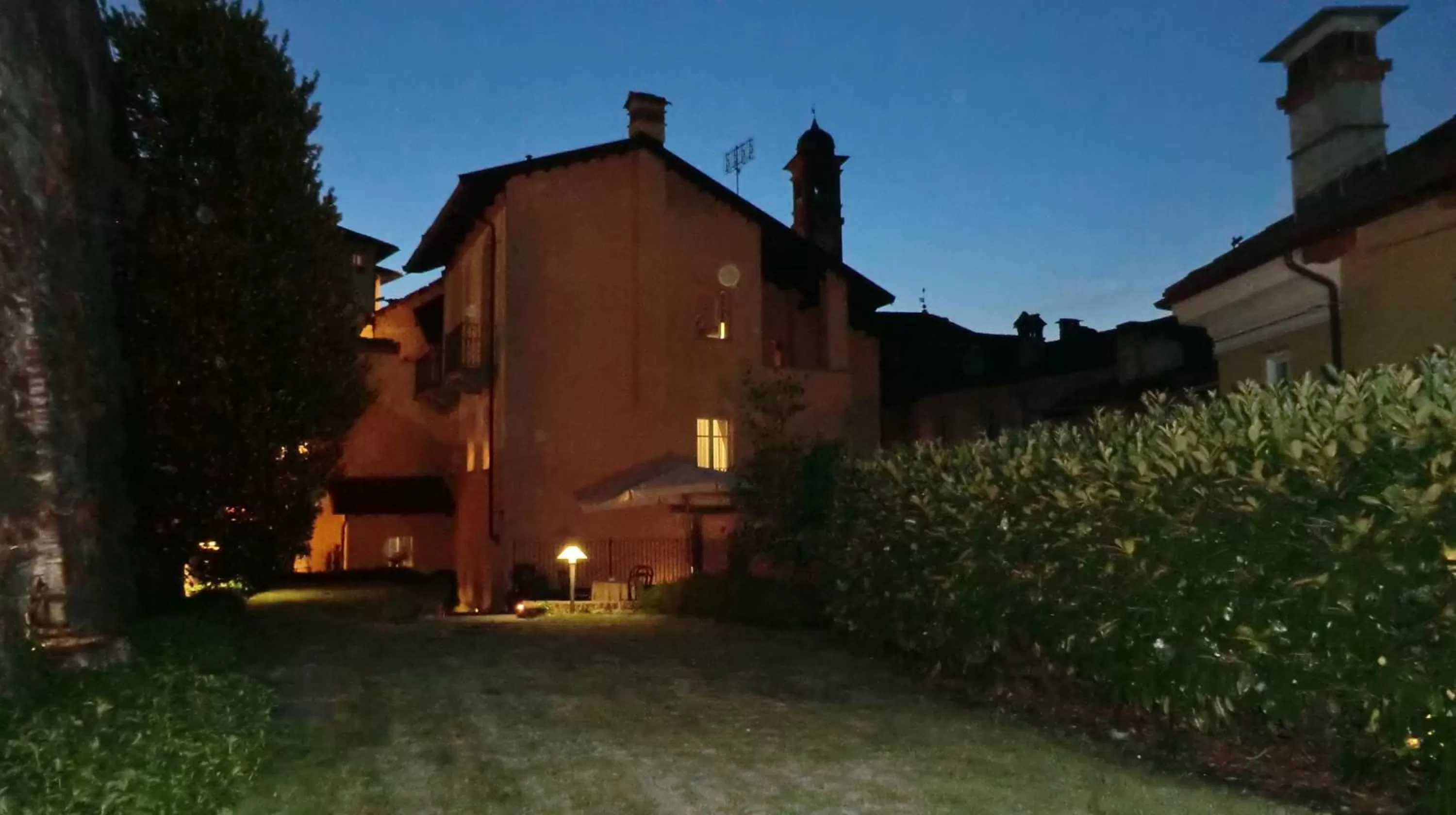 Night in Hotel Boutique Antiche Mura