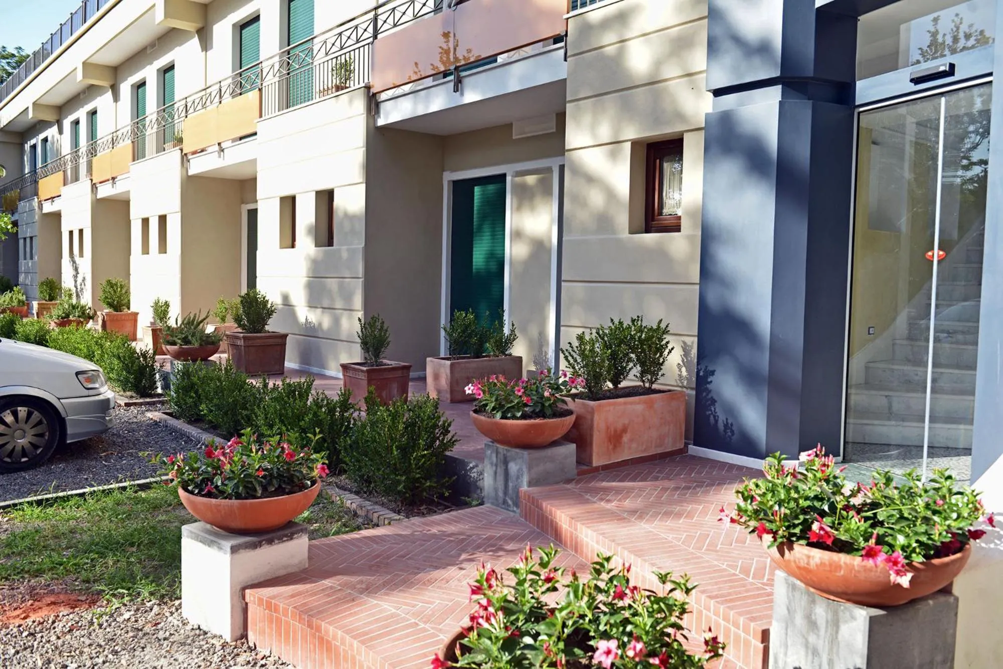 Facade/entrance in Hotel Zeus