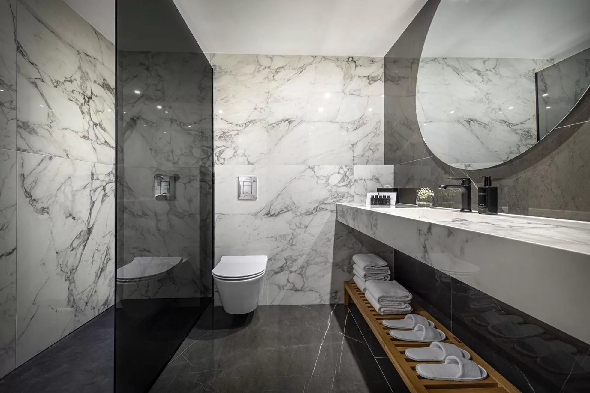 Shower in Grand Hotel Adriatic