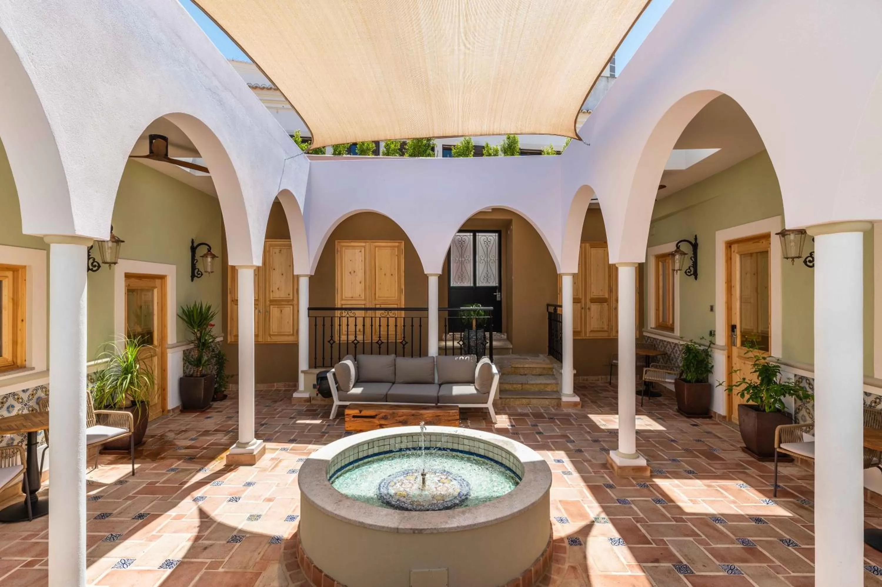 Patio in Vila Origens Boutique Hotel Albufeira – Adults Only