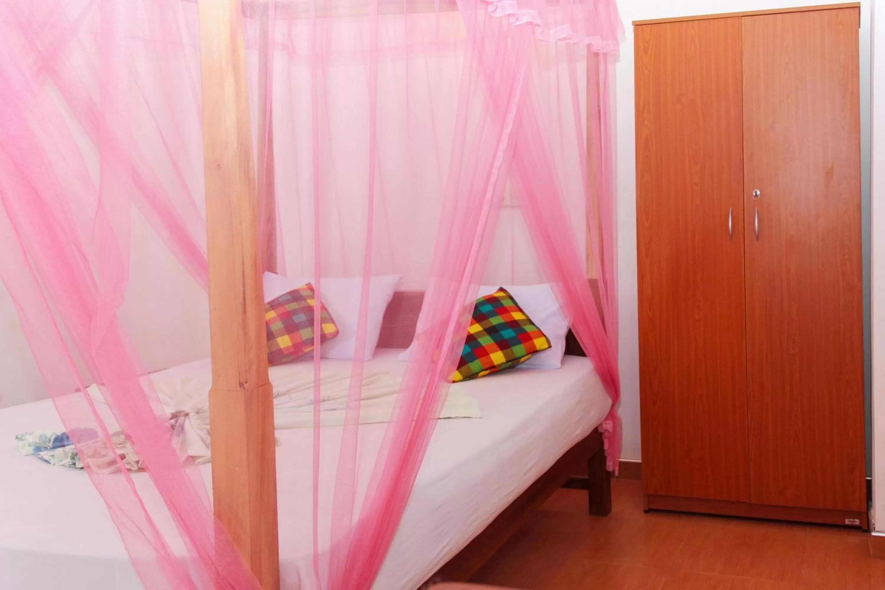 Bedroom, Bed in Pearl Resort Mirissa