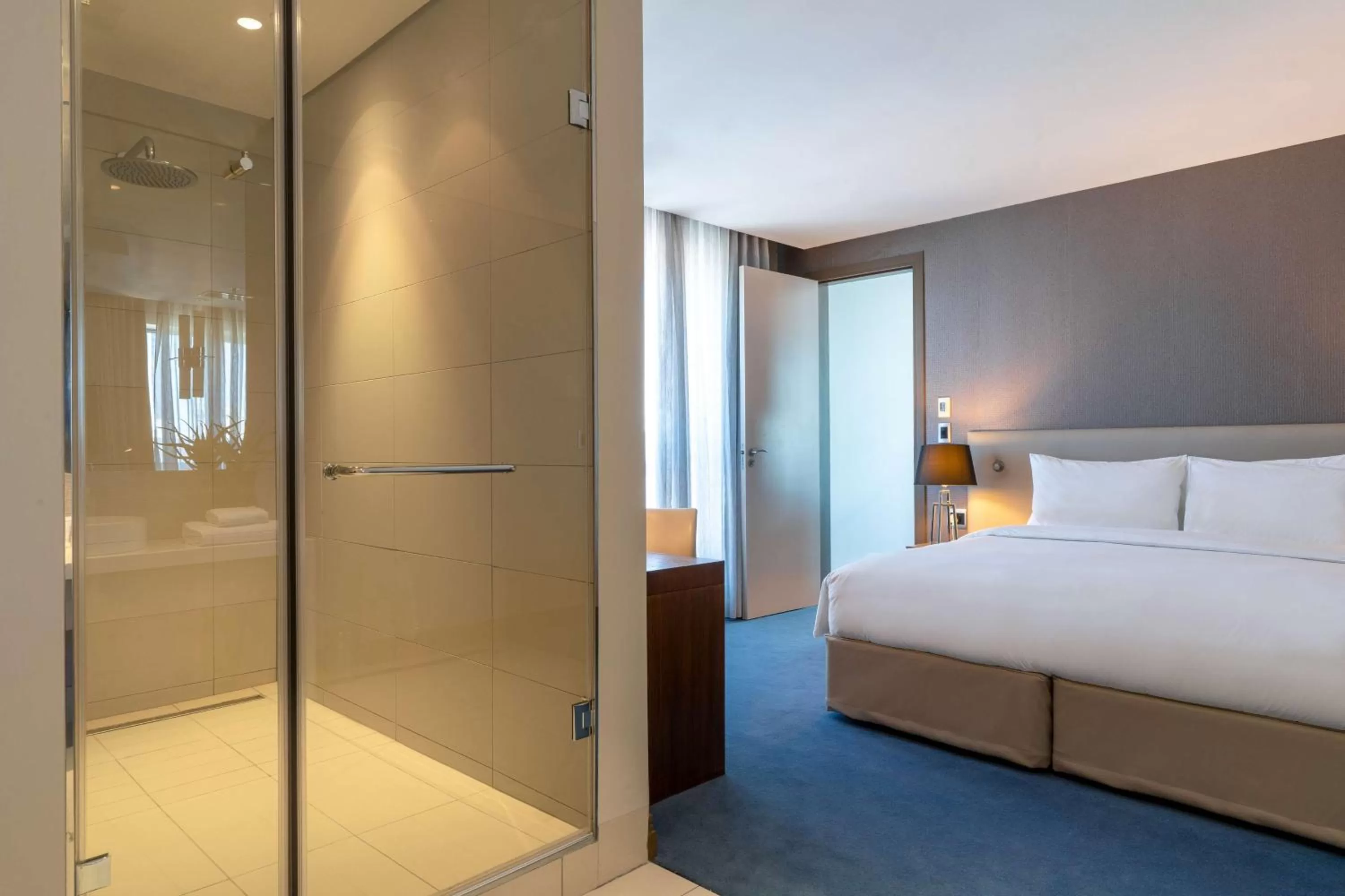 Photo of the whole room, Bed in Radisson Blu Gautrain Hotel, Sandton Johannesburg