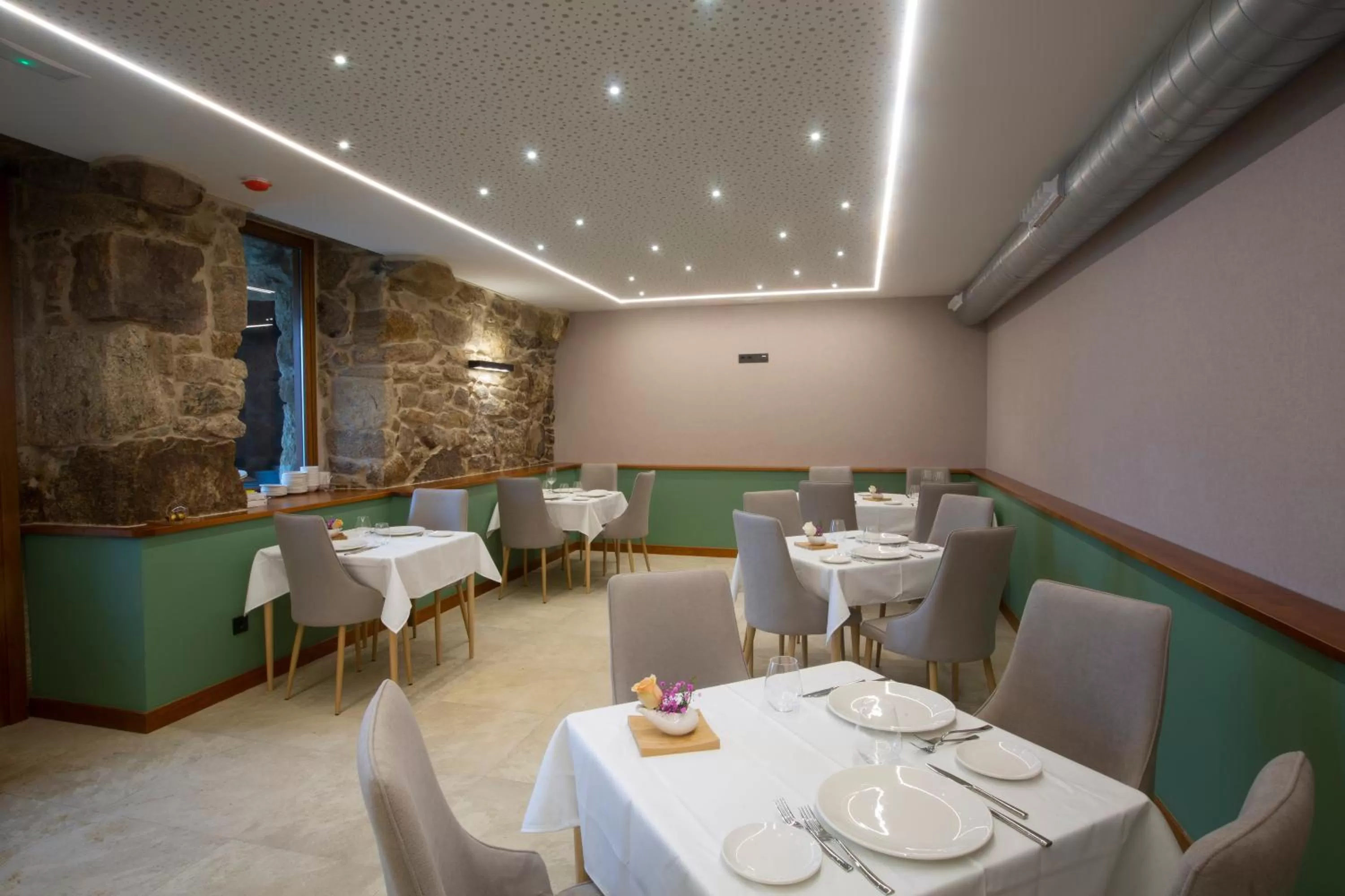 Restaurant/Places to Eat in Hotel La Rectoral