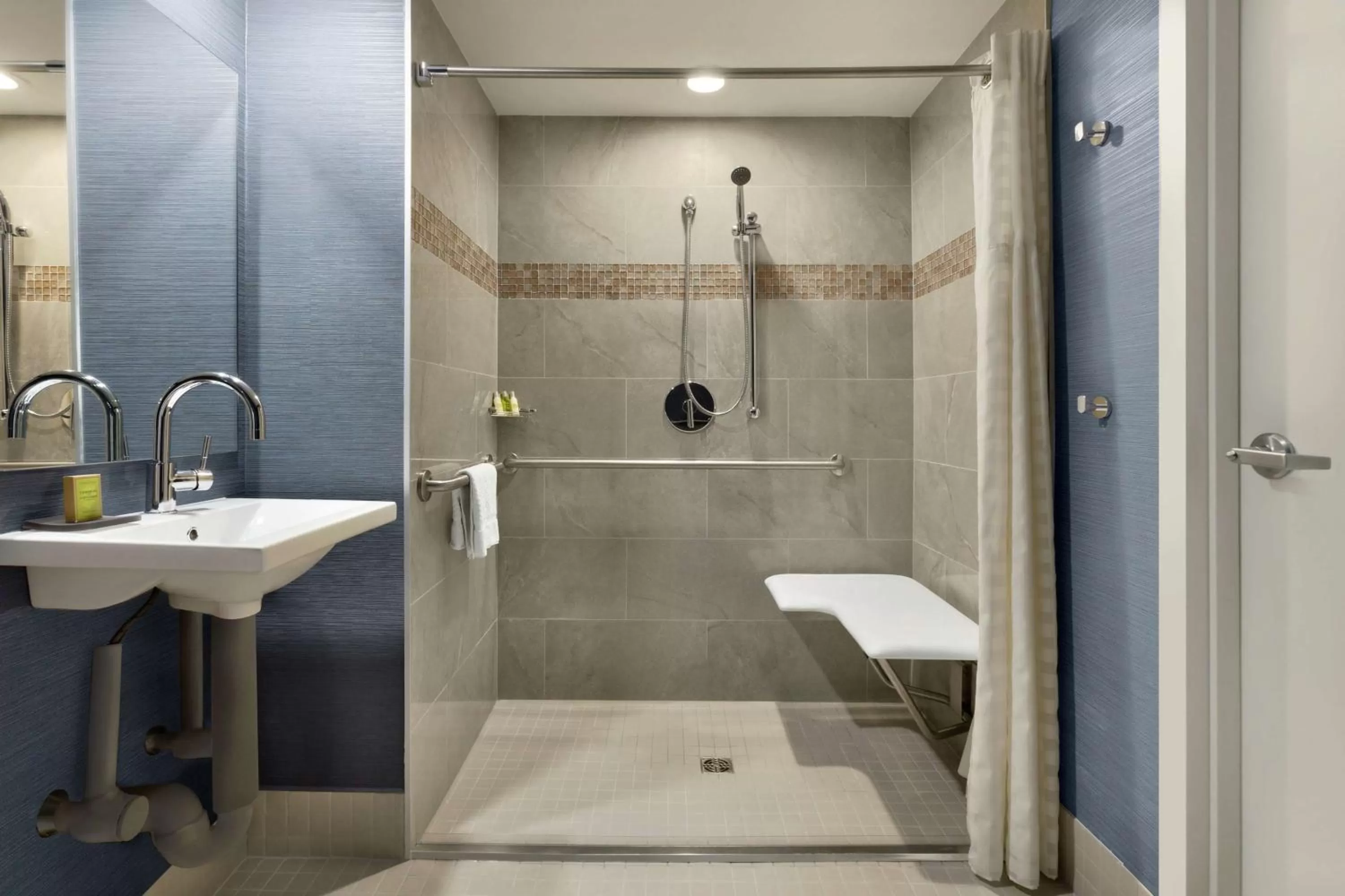 Bathroom in DoubleTree Suites by Hilton Hotel Boston - Cambridge