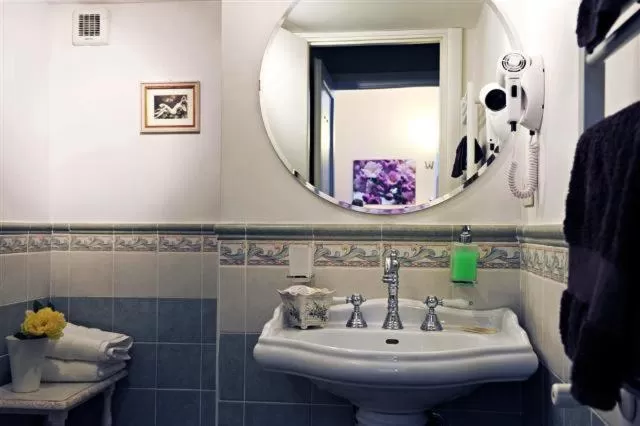 Bathroom in B&B Alexander