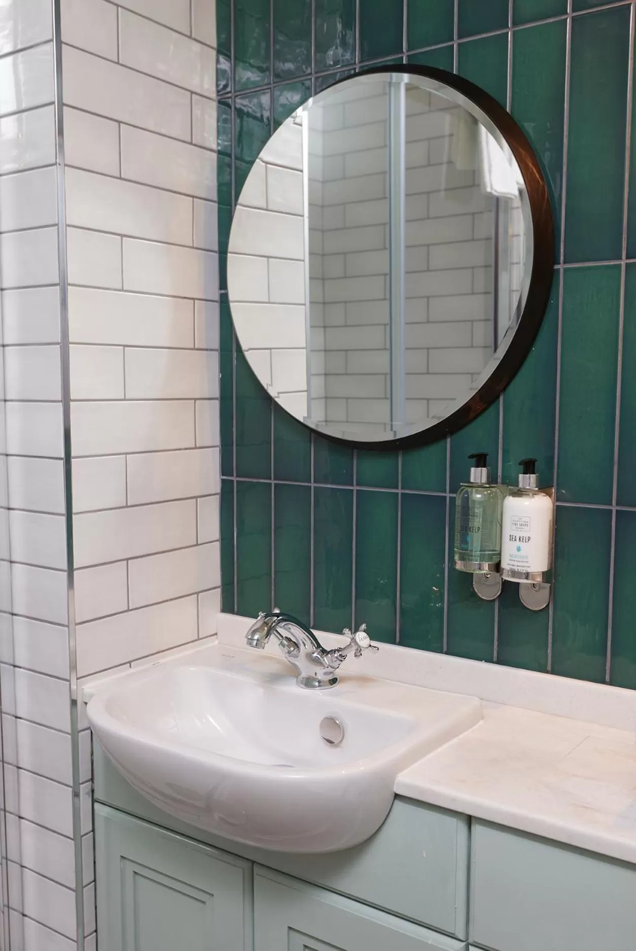 Bathroom in Castle Hotel by Chef & Brewer Collection