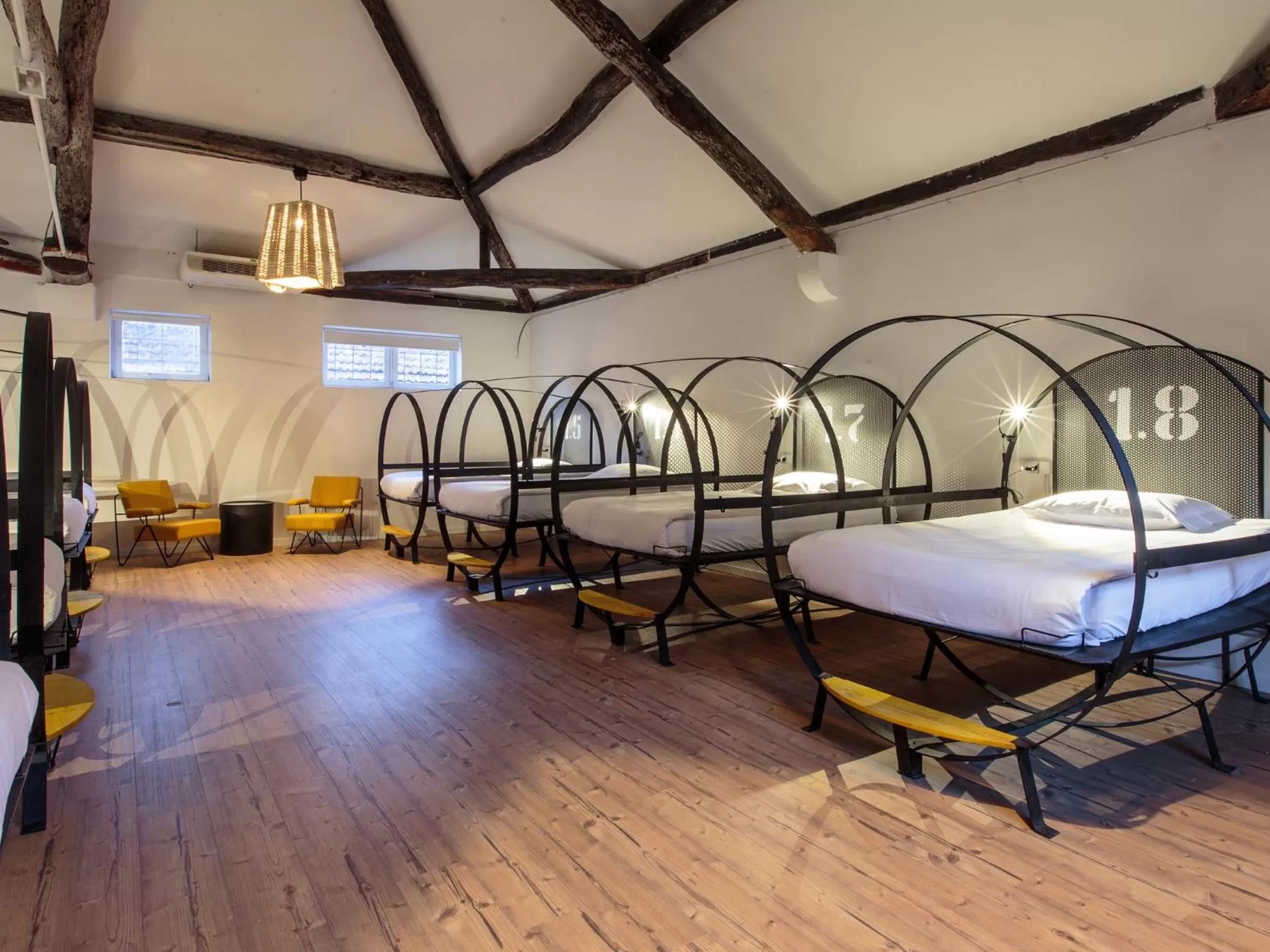 Bedroom, Bed in The House of Sandeman