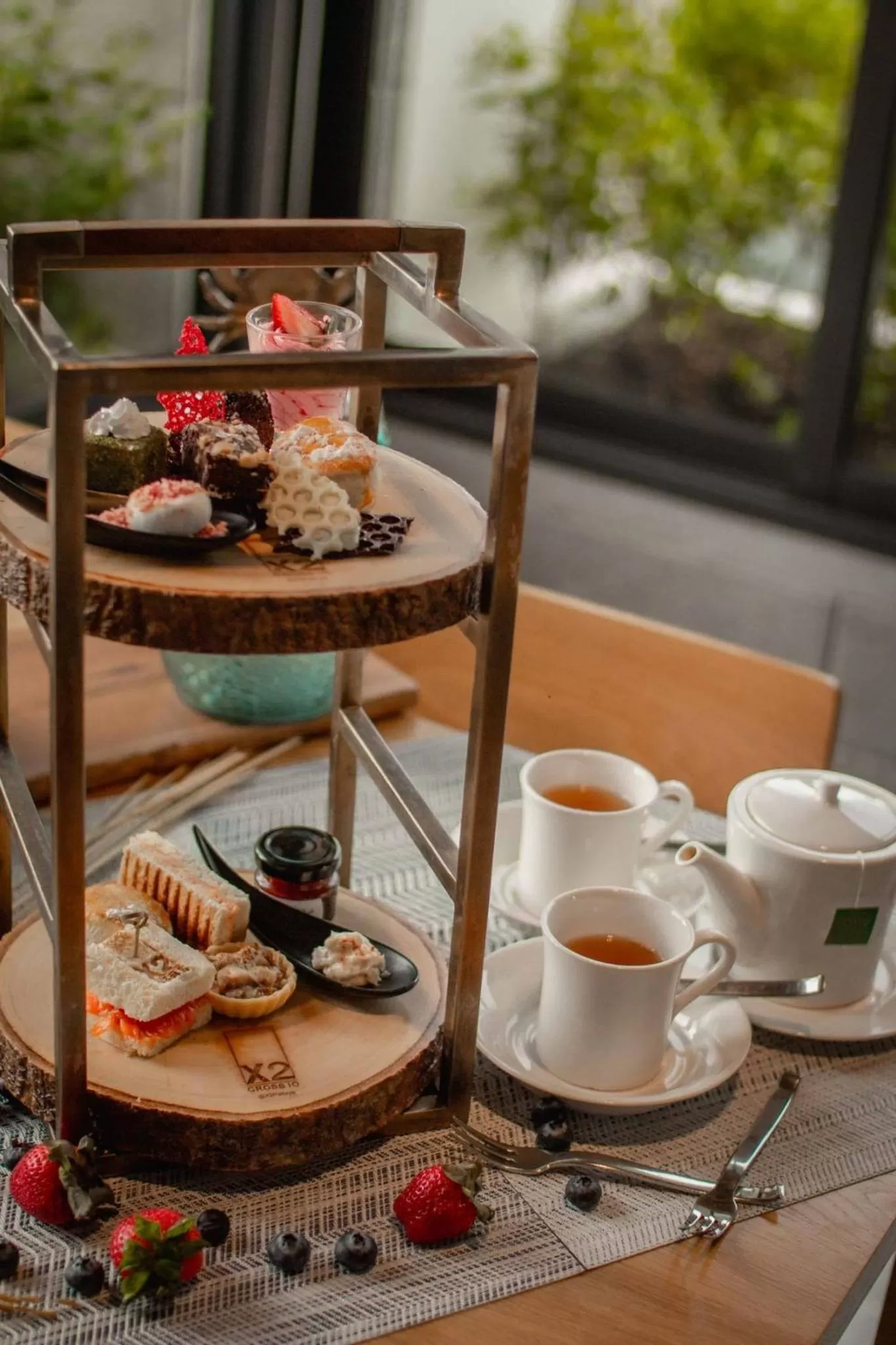 Food and drinks in Cross Pattaya Oceanphere - formerly X2 Pattaya Oceanphere