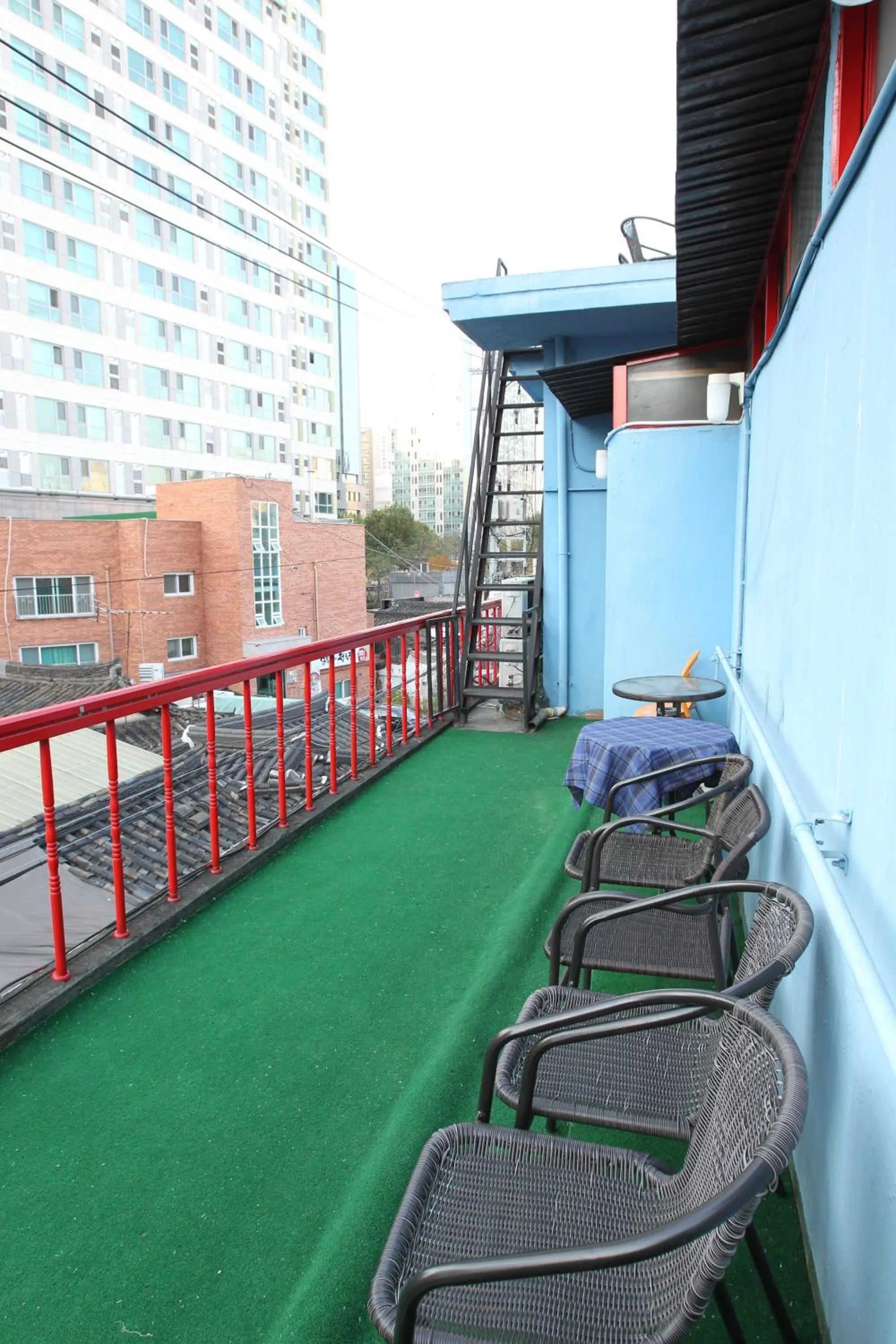 Balcony/Terrace in Naru Hostel Korea