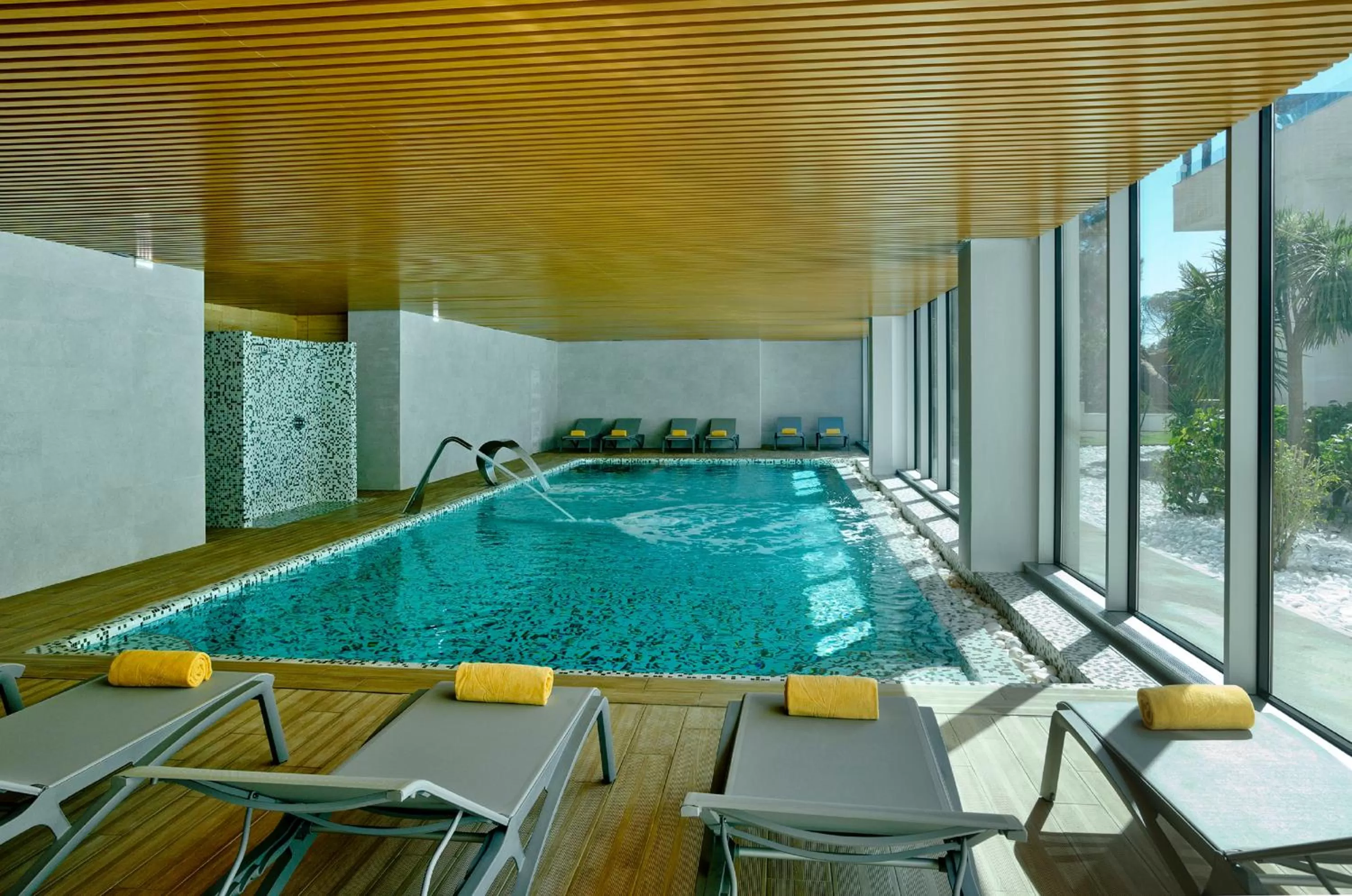 Swimming pool in Alisios