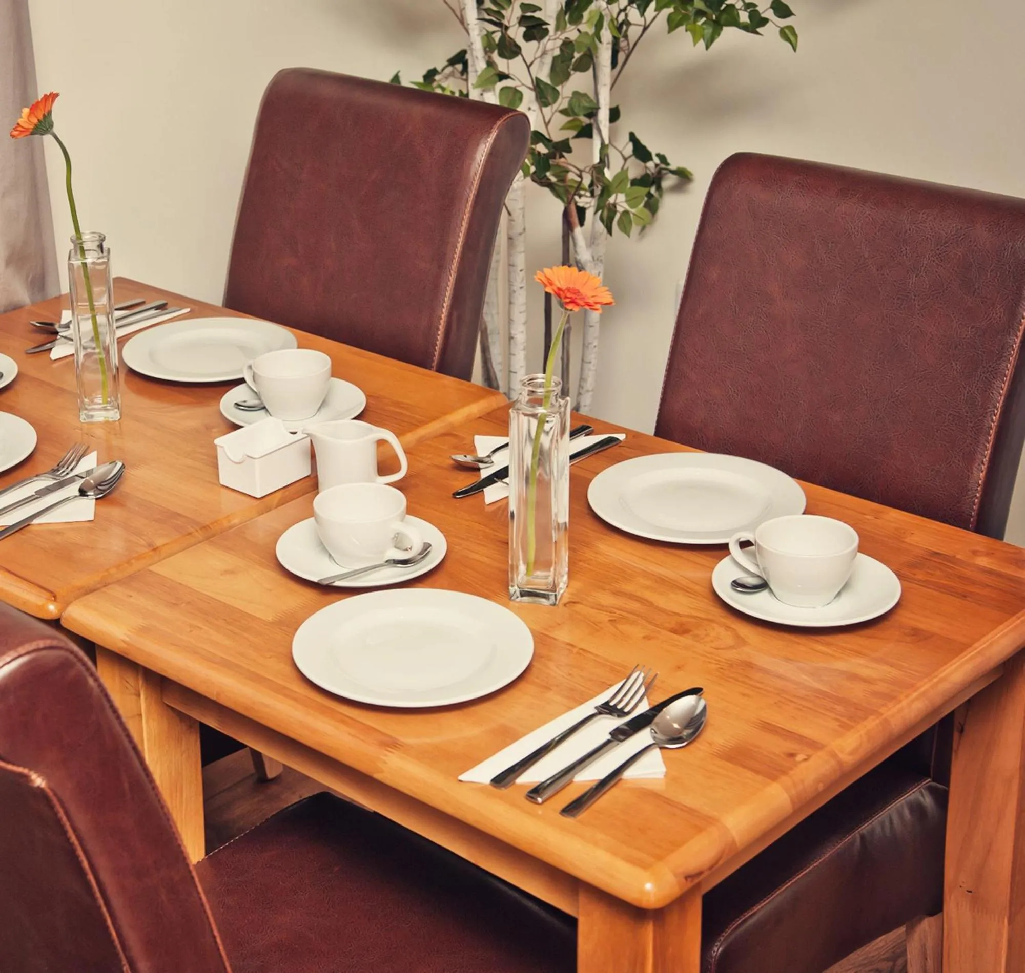 Restaurant/places to eat in The Burlington Hotel