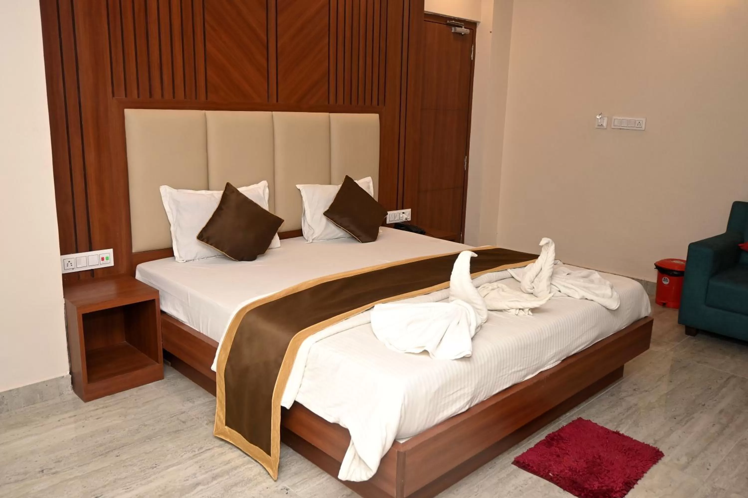 Bed in Royal Sea View