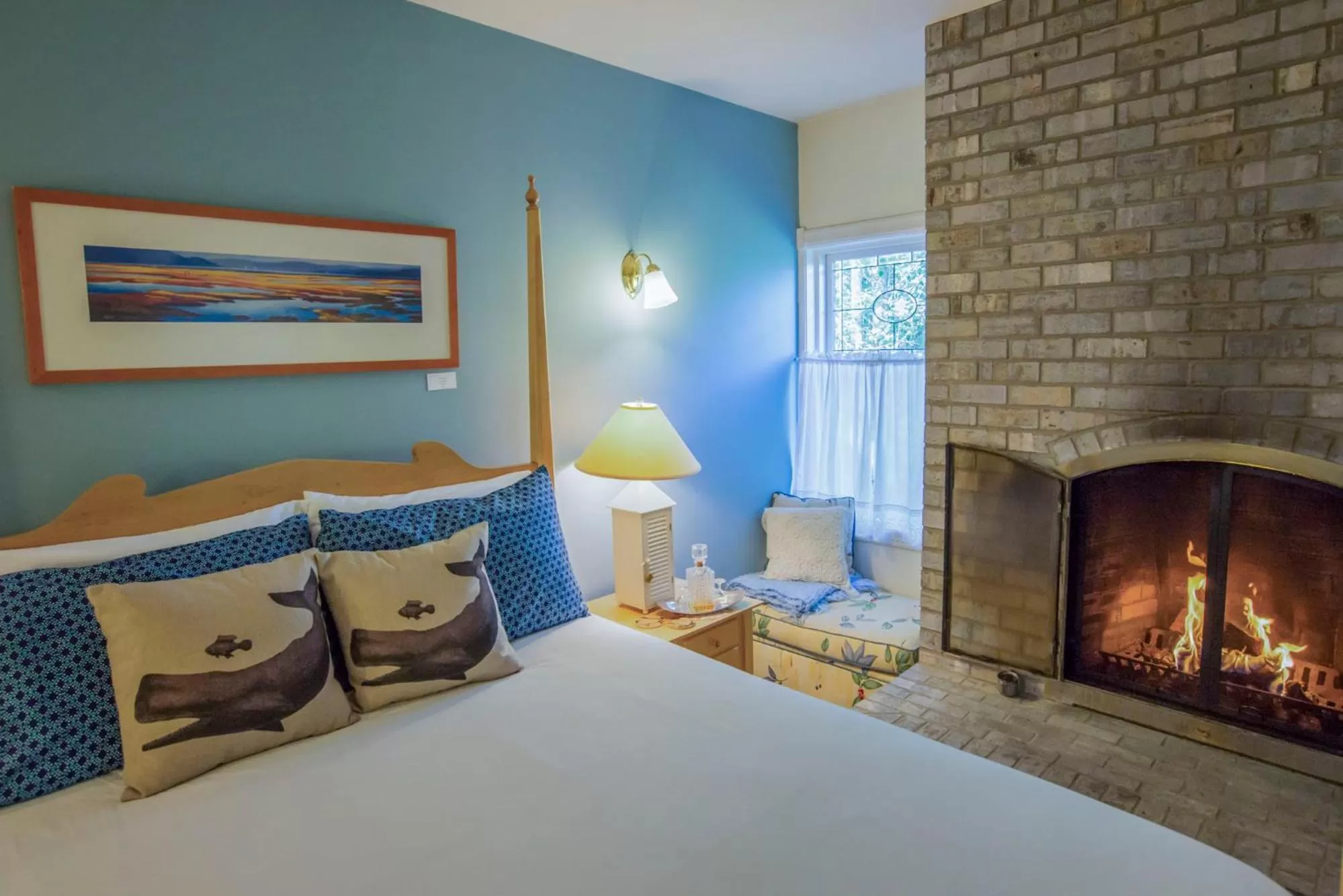 Bed in The Edenwild Boutique Inn