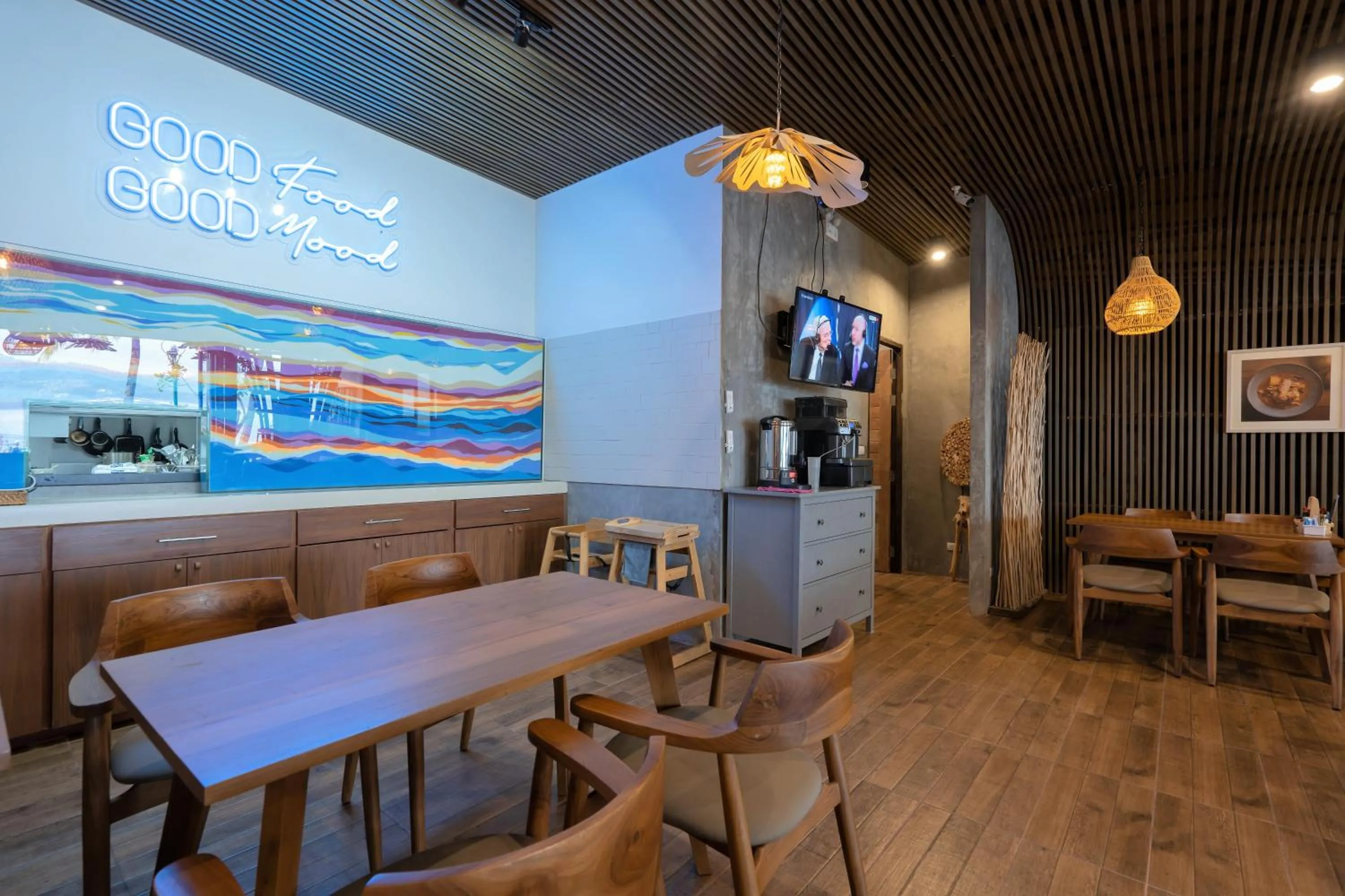 Restaurant/places to eat in Patong Signature Boutique Hotel