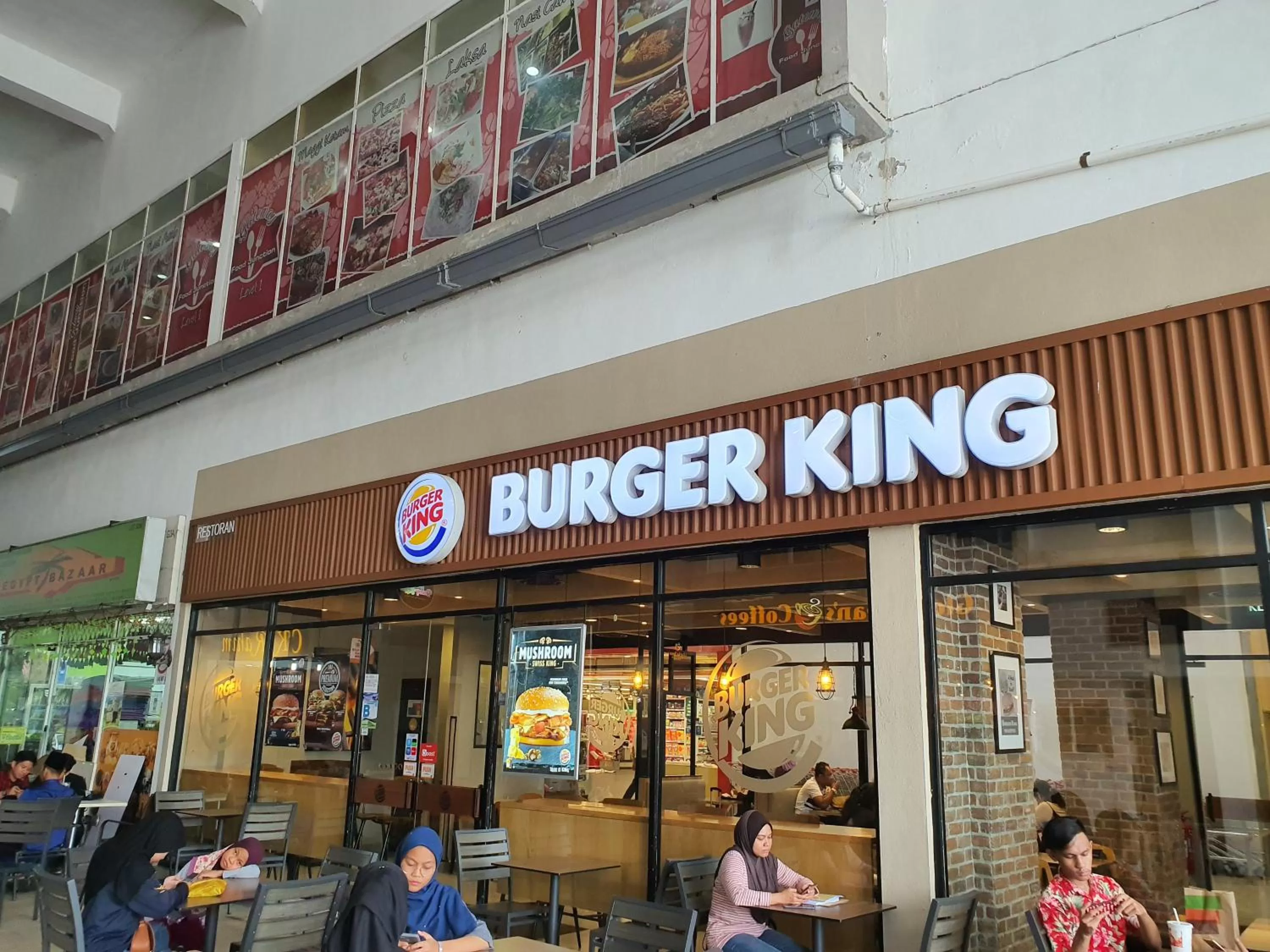 Restaurant/places to eat in Bangi Perdana Hotel