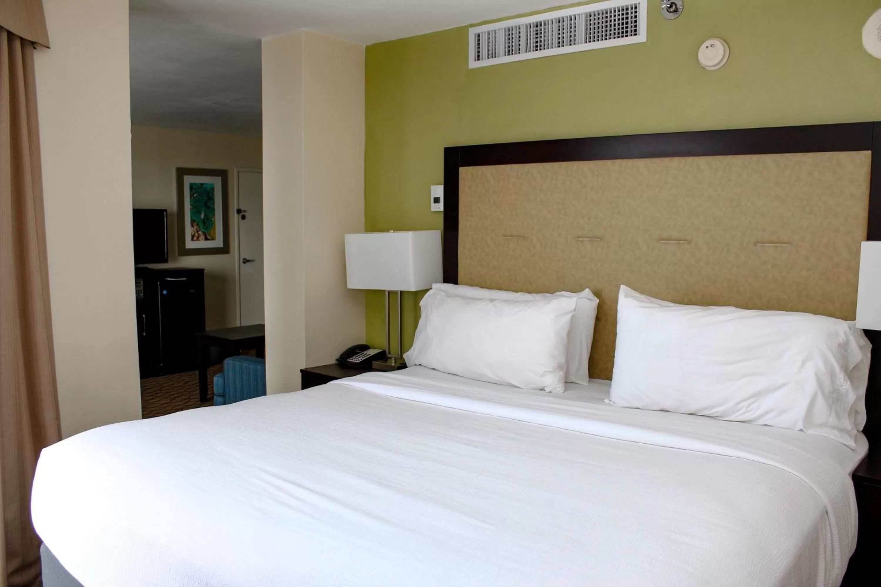 Bedroom, Bed in Holiday Inn Corpus Christi Downtown Marina by IHG