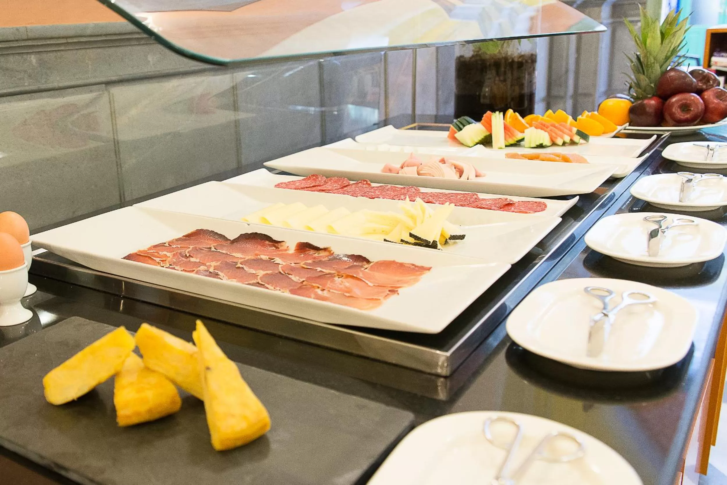 Food in Hotel Inglaterra