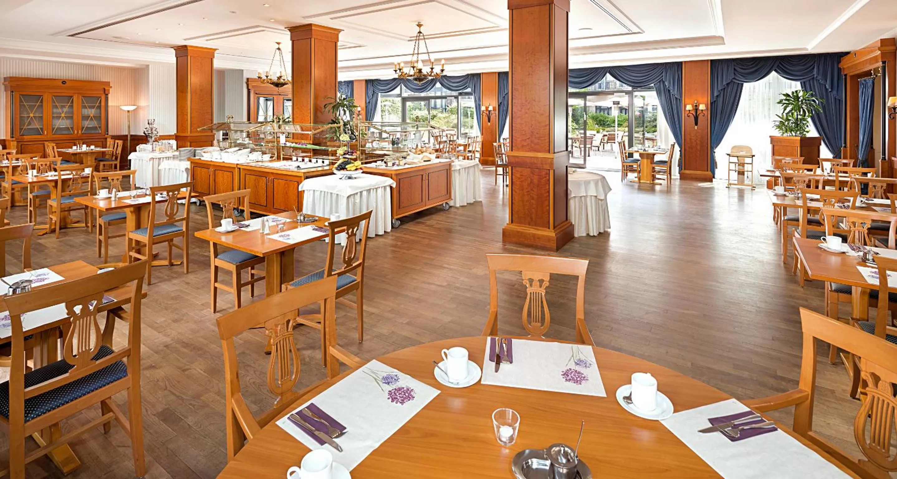 Restaurant/places to eat in Victor's Residenz-Hotel Berlin Mitte