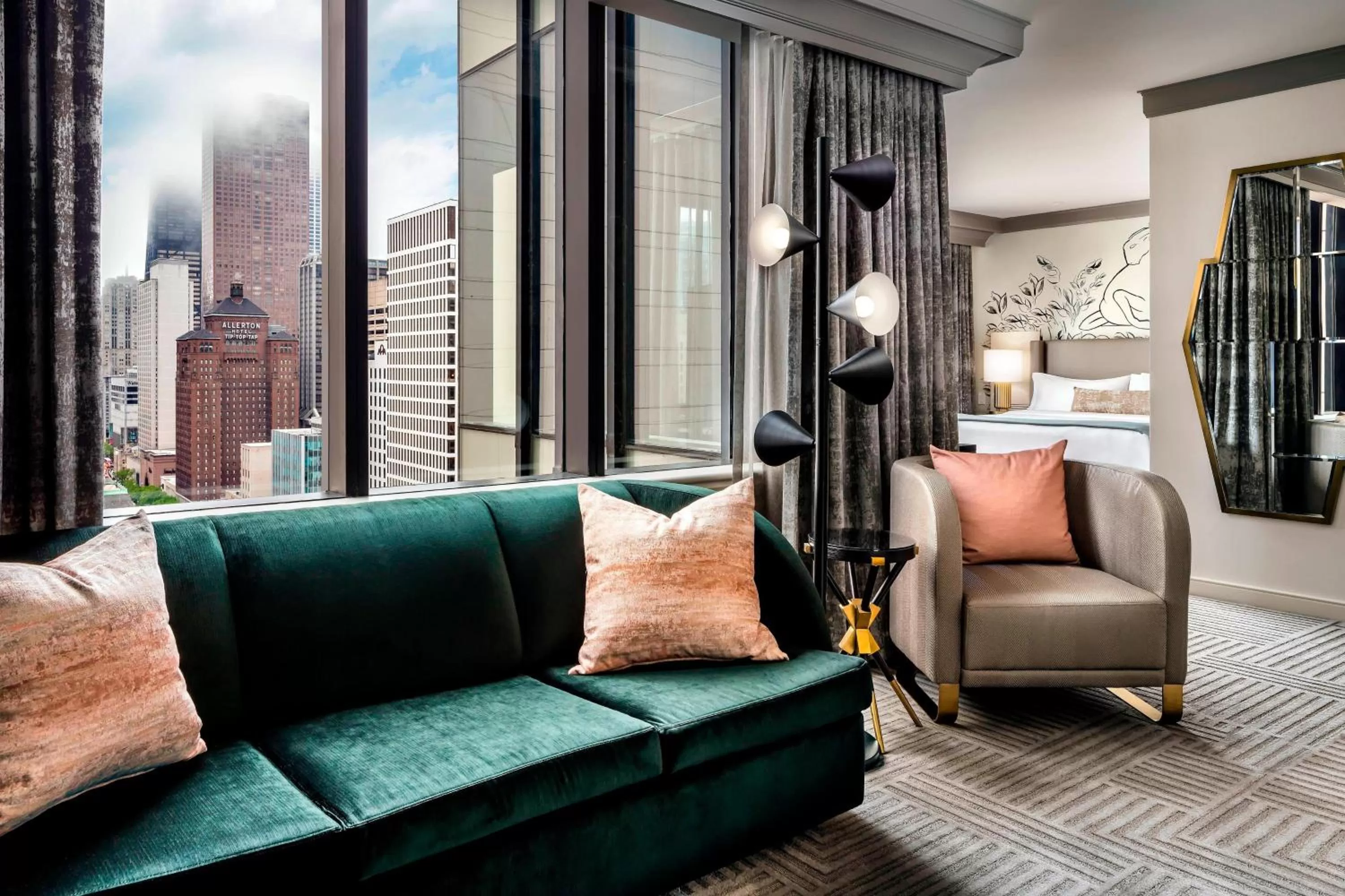 Living room in The Gwen, a Luxury Collection Hotel, Michigan Avenue Chicago