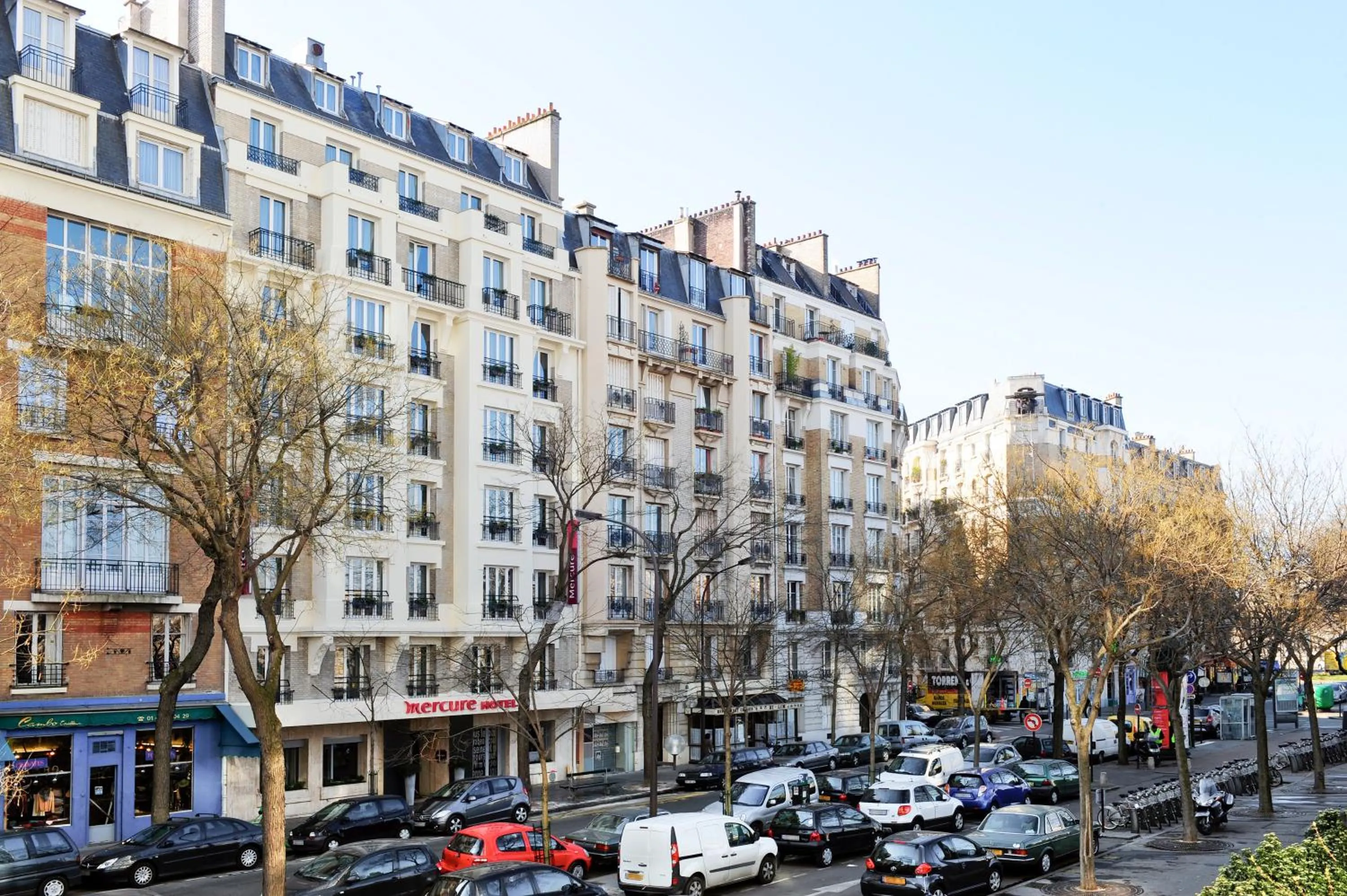 Property building in Mercure Paris Tour Eiffel Pont Mirabeau