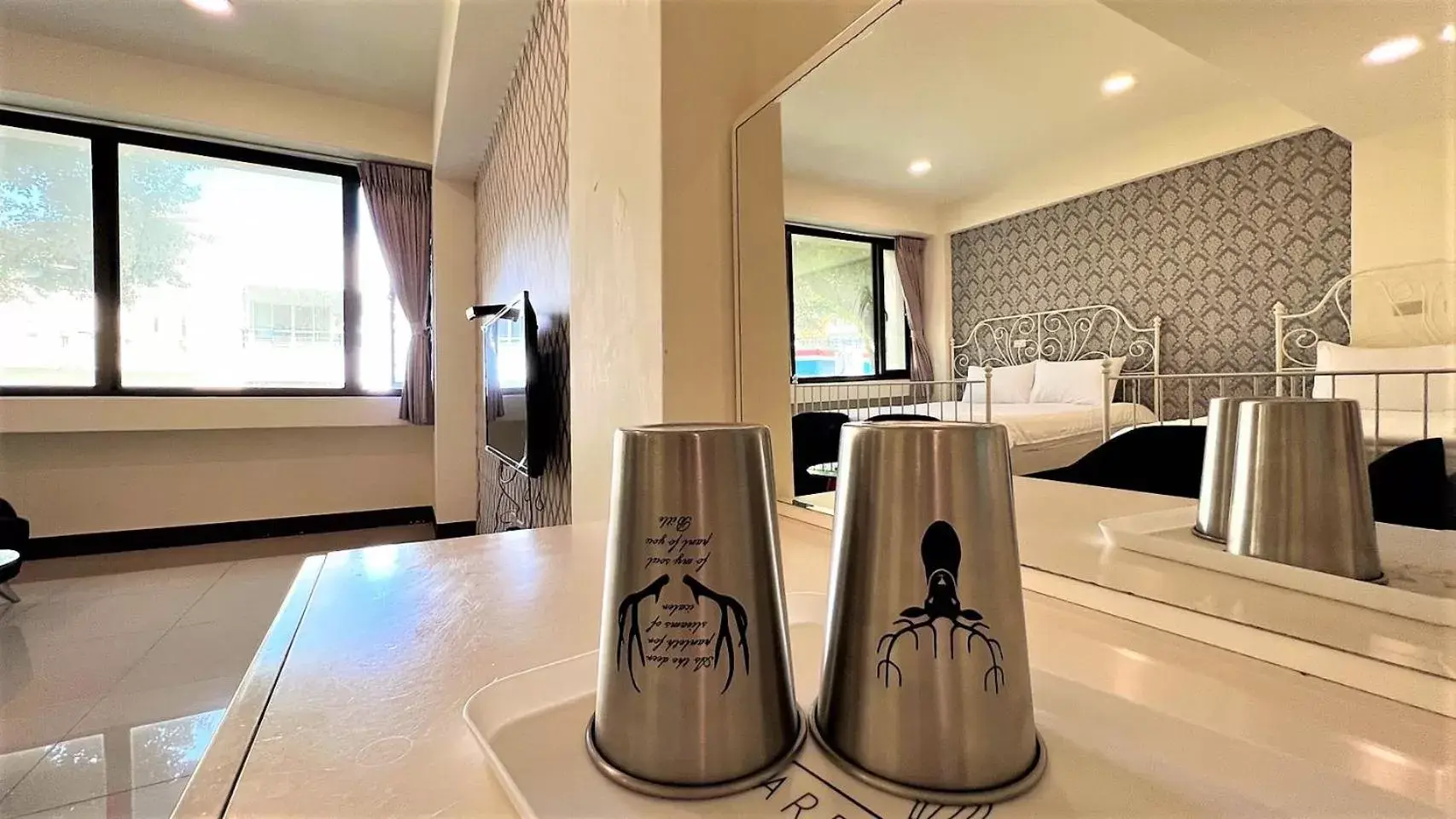 Deluxe Quadruple Room in Charming Hostel Deluxe Quadruple Room in Charming Hostel