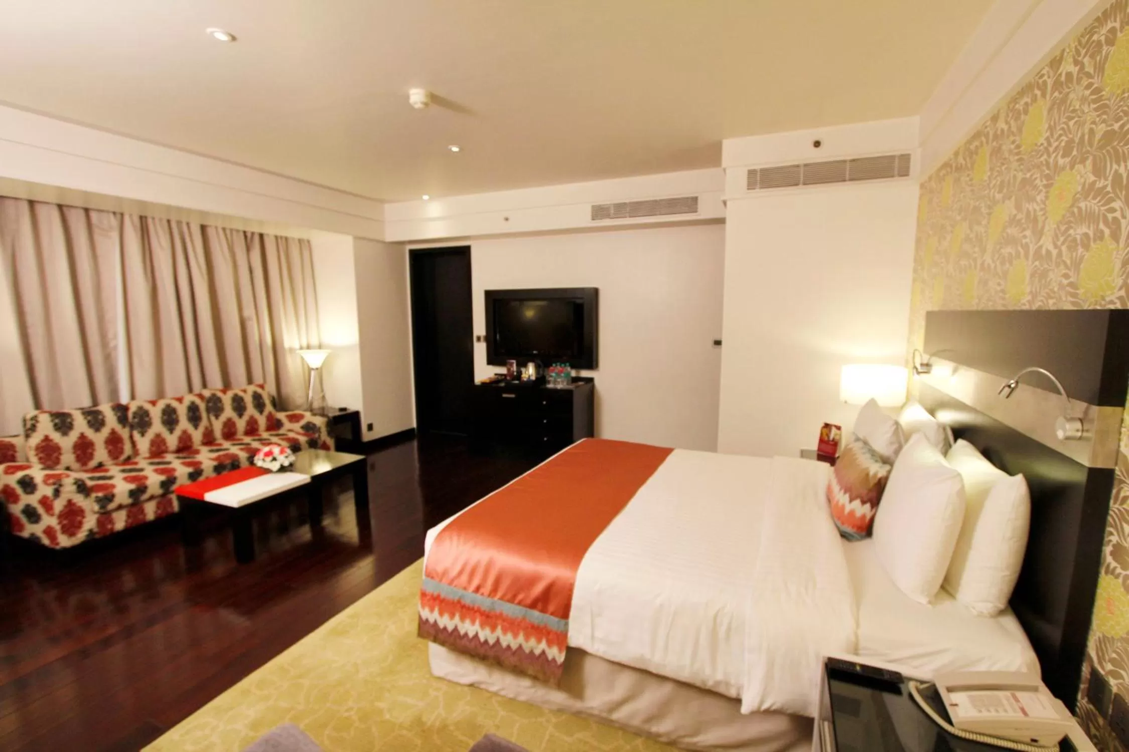 Bedroom, Bed in Crowne Plaza Pune City Centre by IHG