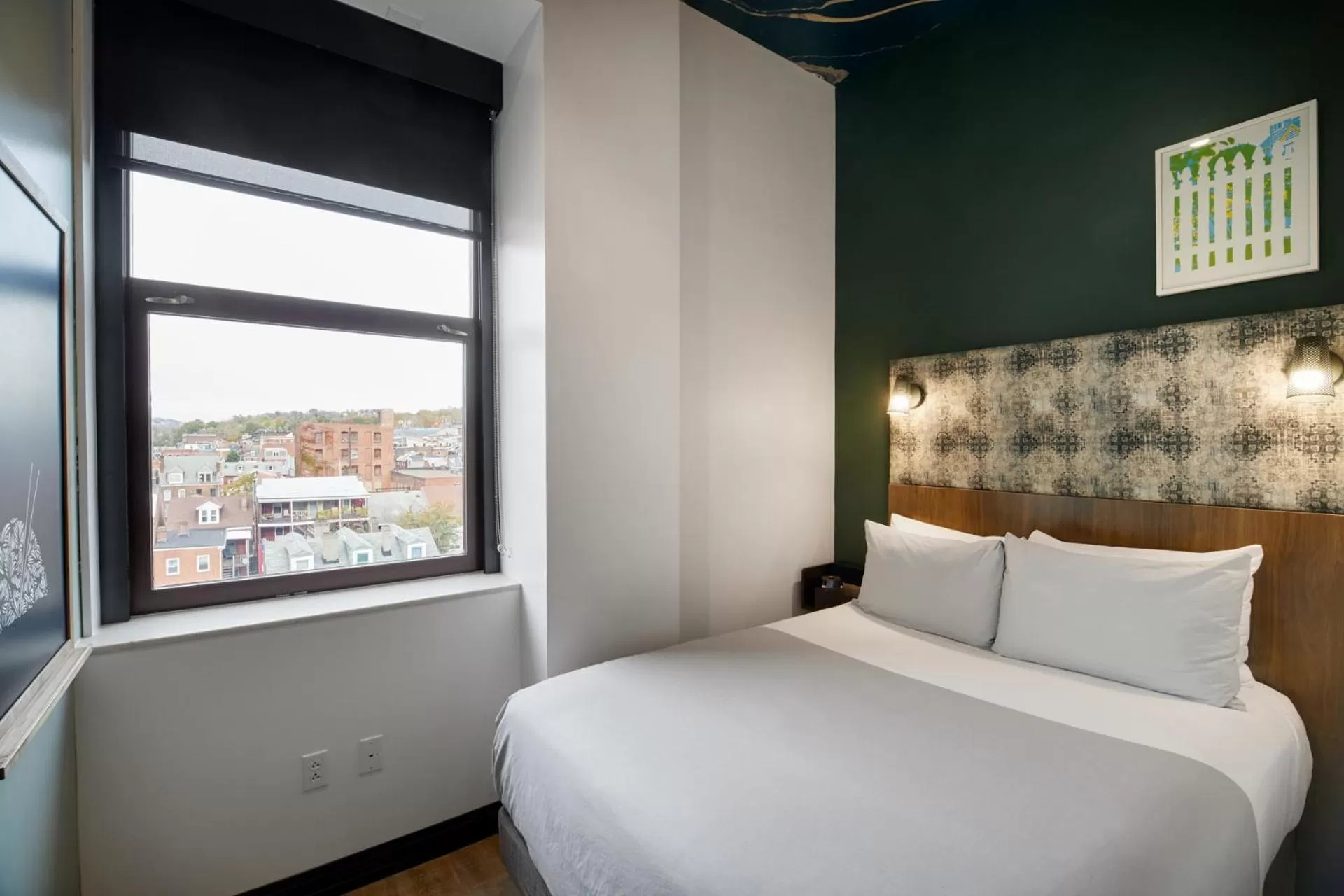 Bed in TRYP by Wyndham Pittsburgh/Lawrenceville