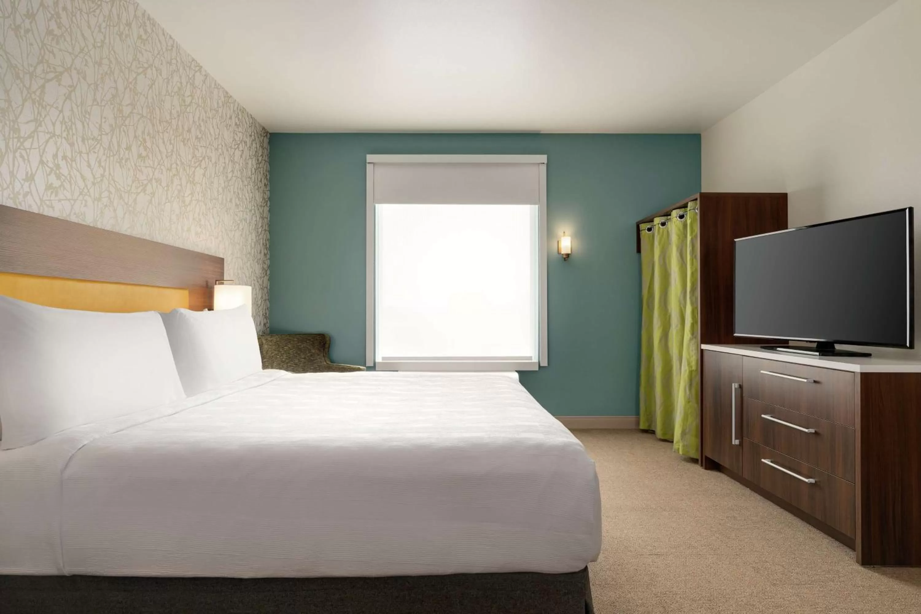 Bedroom, Bed in Home2 Suites By Hilton Ephrata