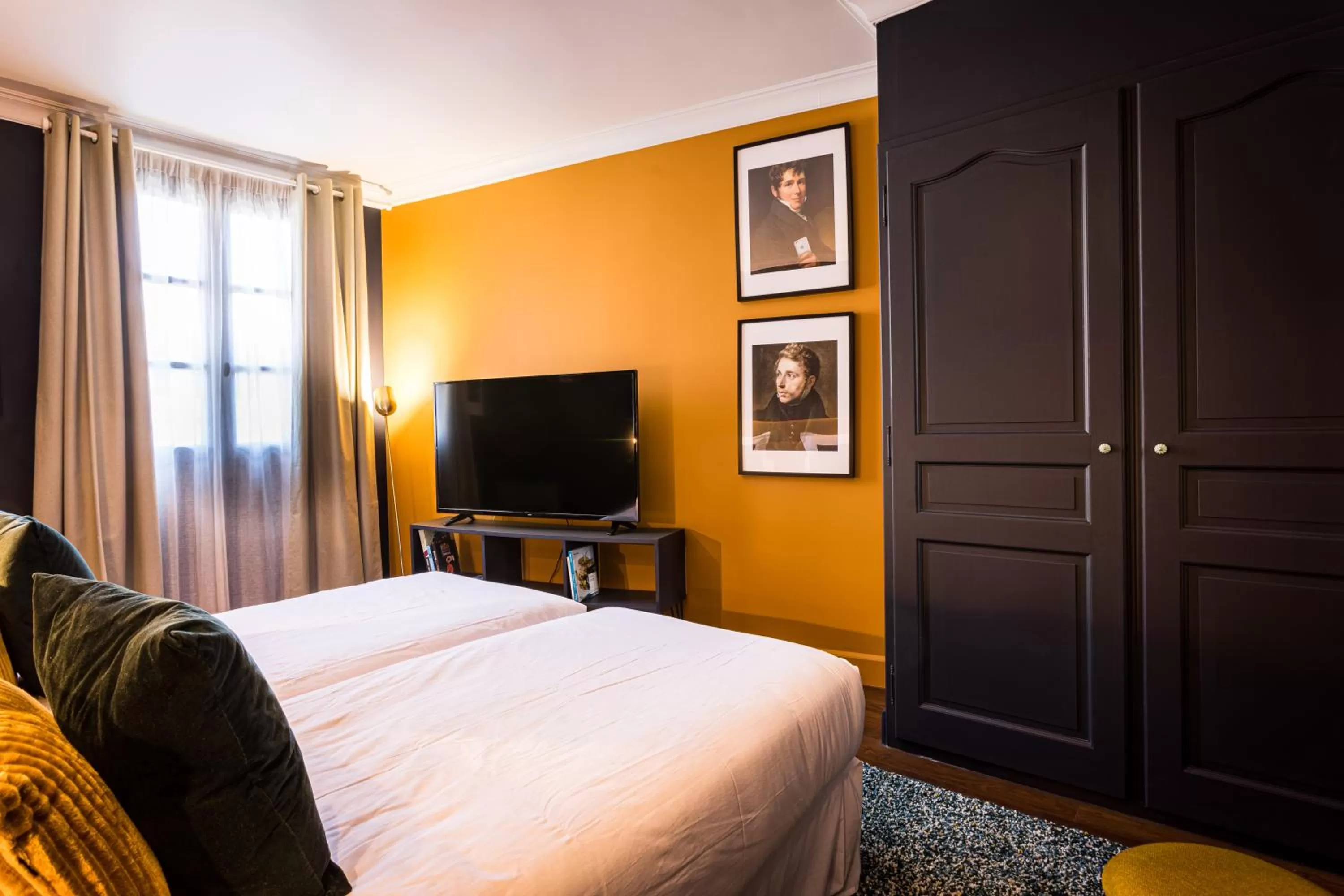 Bed in Hôtel - Restaurant Le Globe