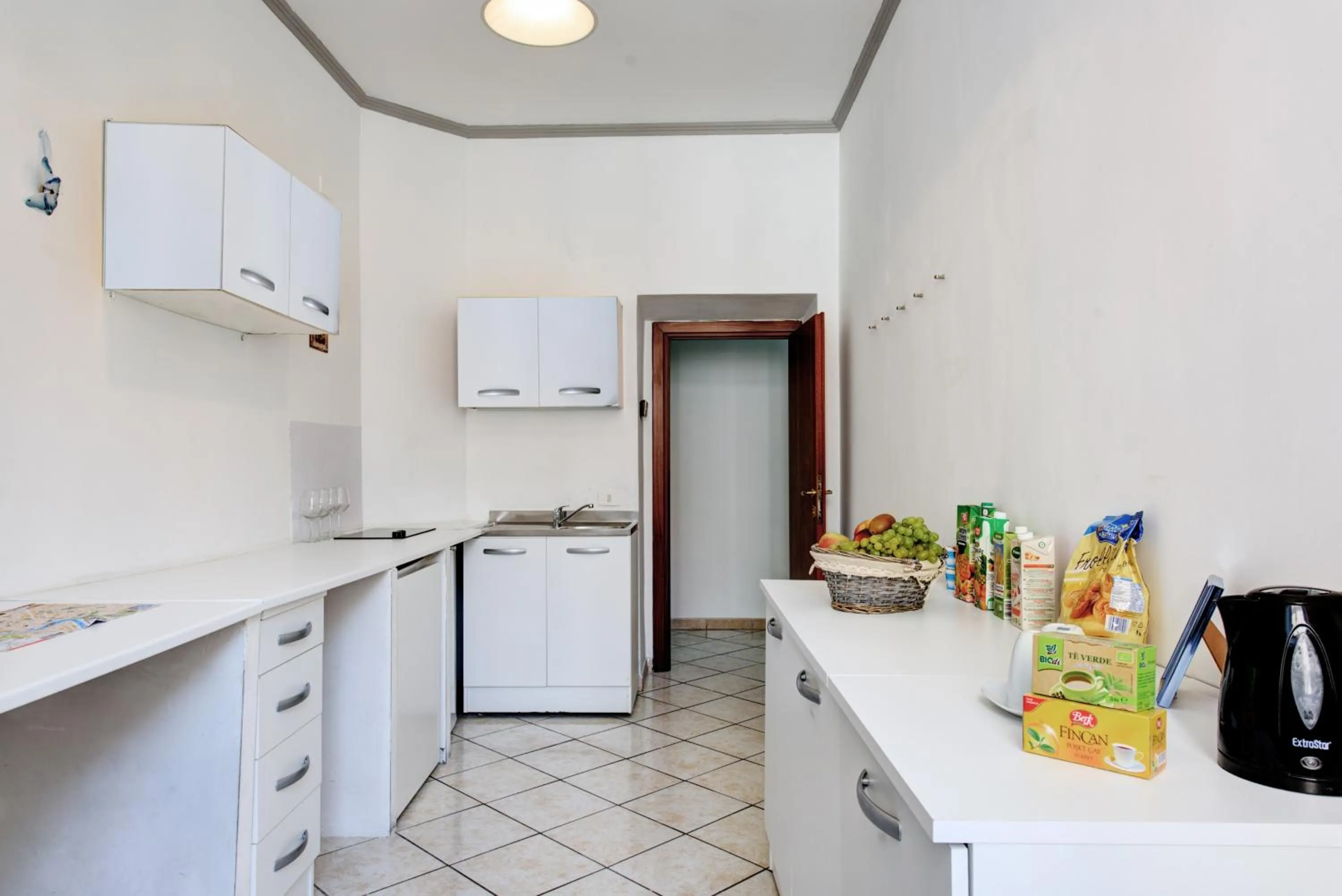 Coffee/tea facilities in In the Center Guesthouse