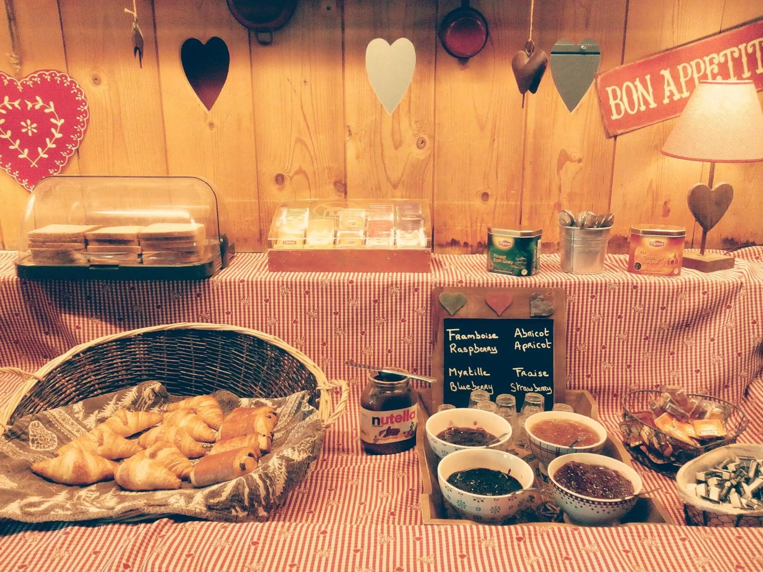 Food in The Originals Annemasse Sud - Porte de Genève