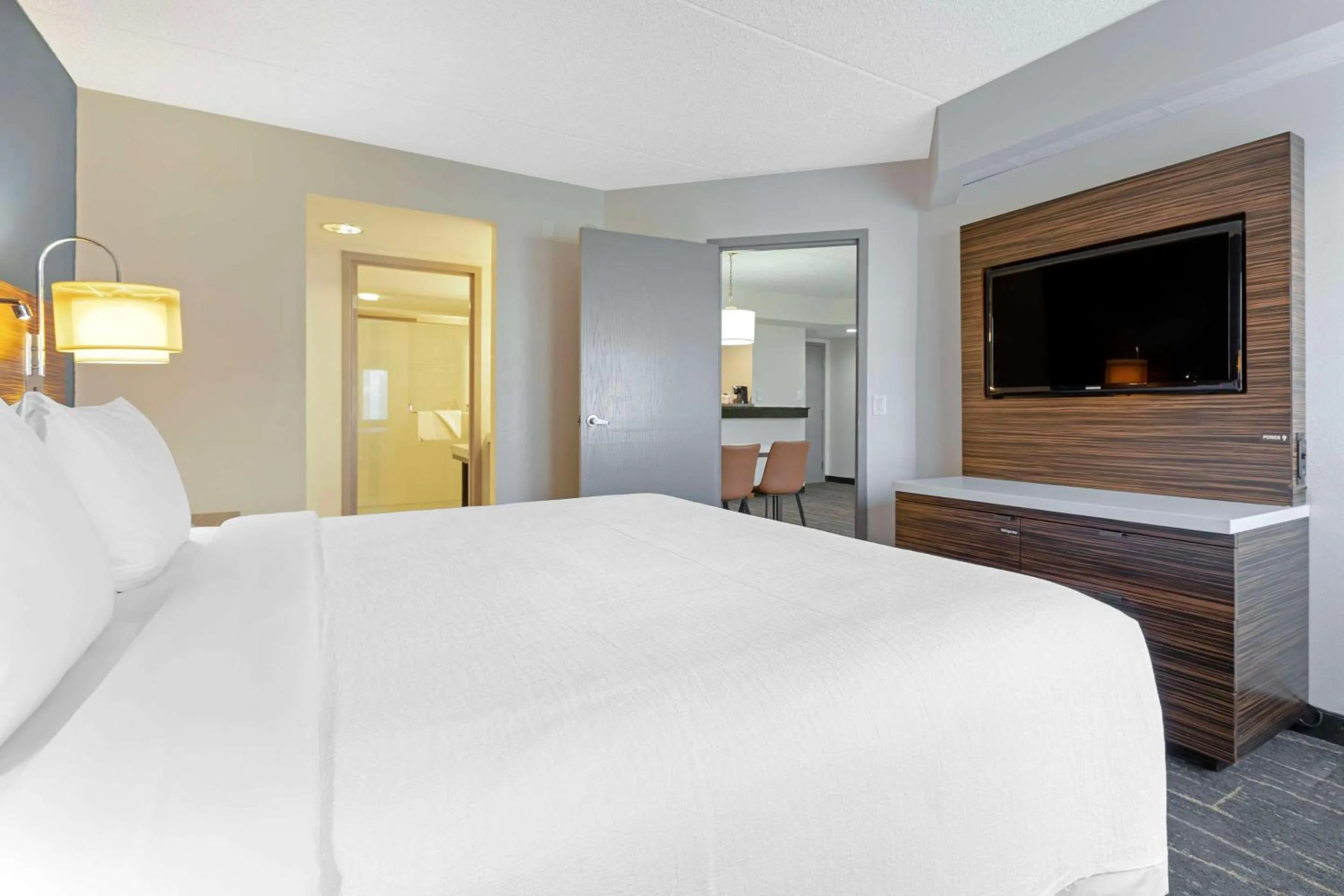 Bedroom, Bed in Quality Inn near Finger Lakes and Seneca Falls