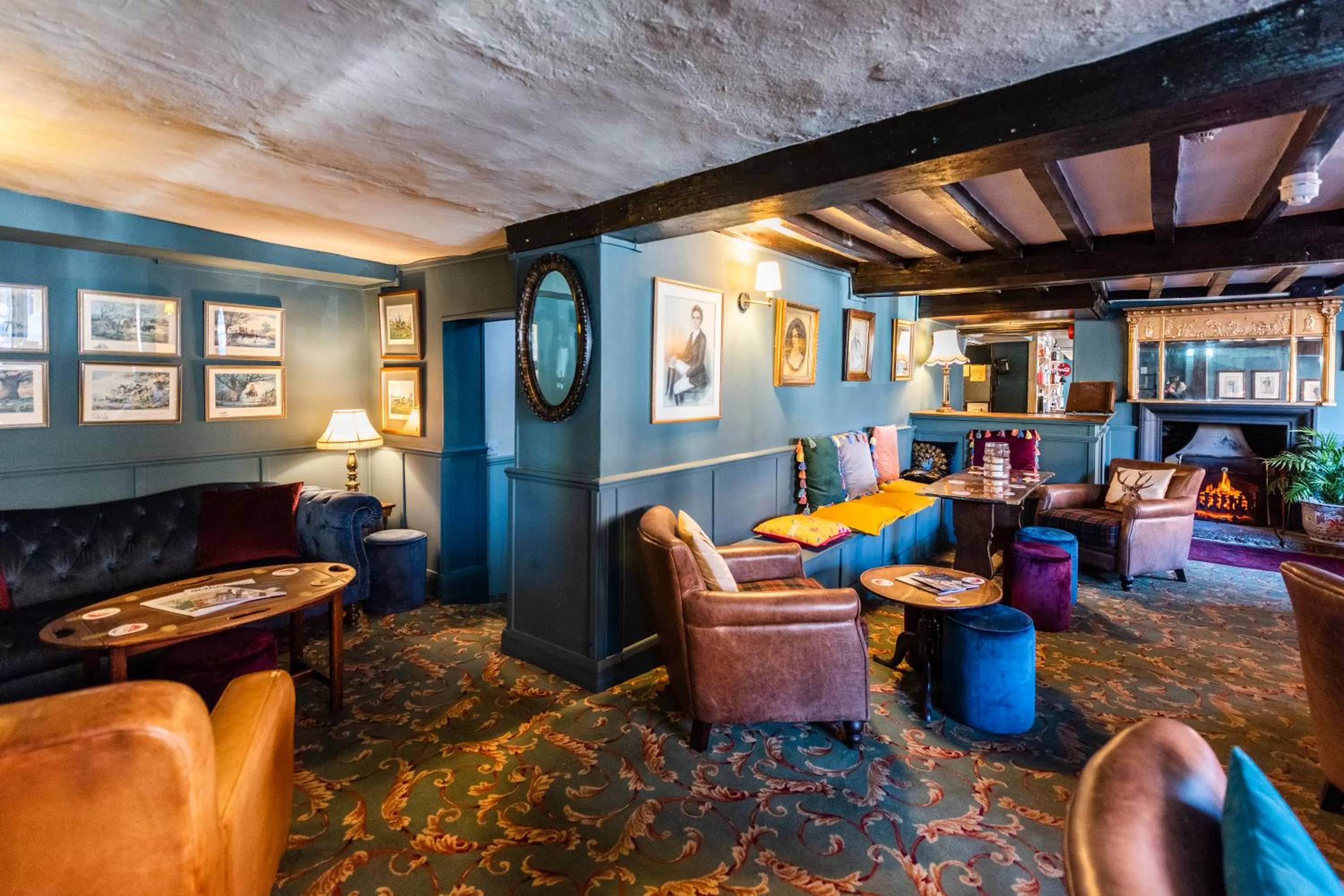 Lounge/Bar in The Whipper-In Hotel