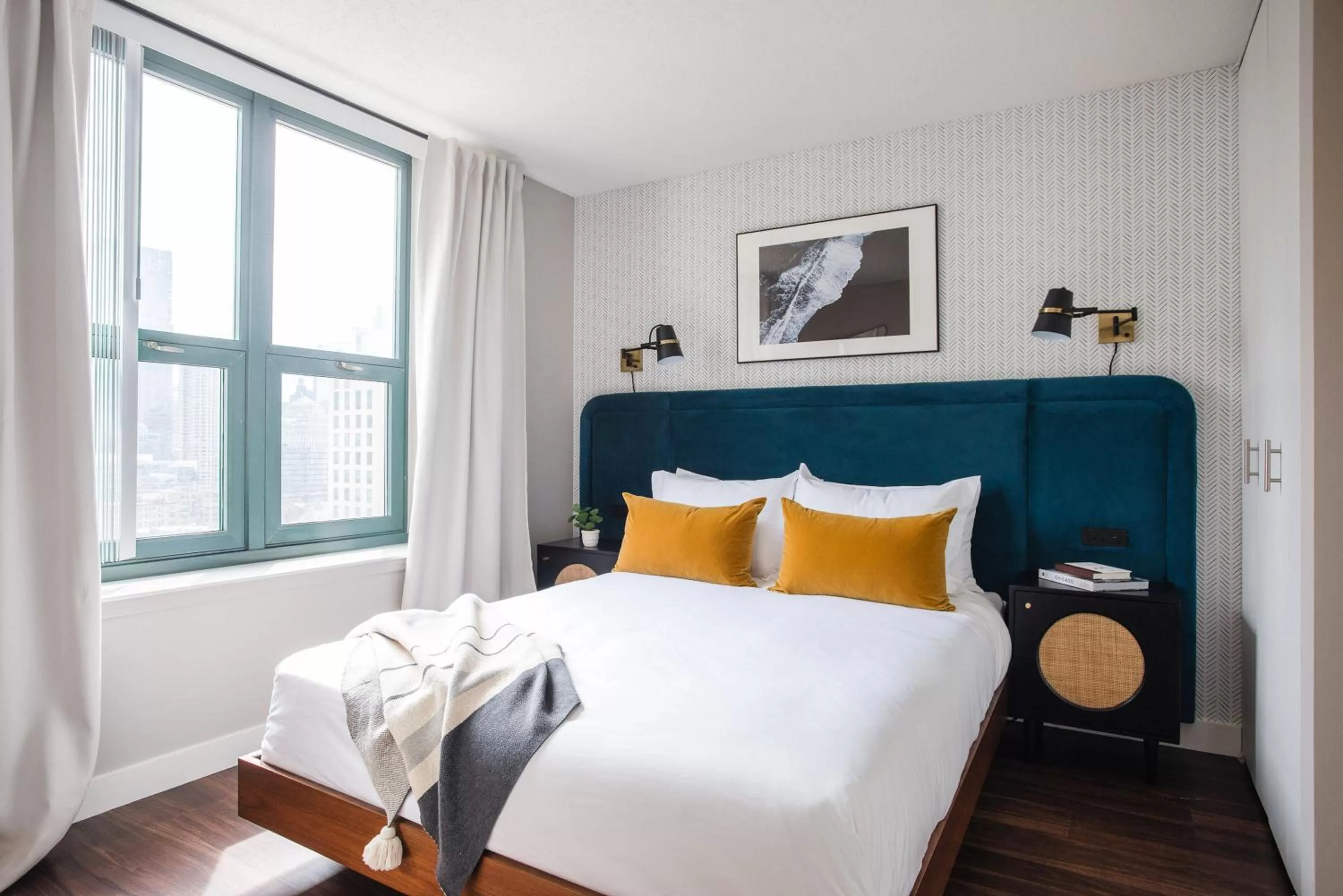 Bed in Kasa Magnificent Mile Chicago