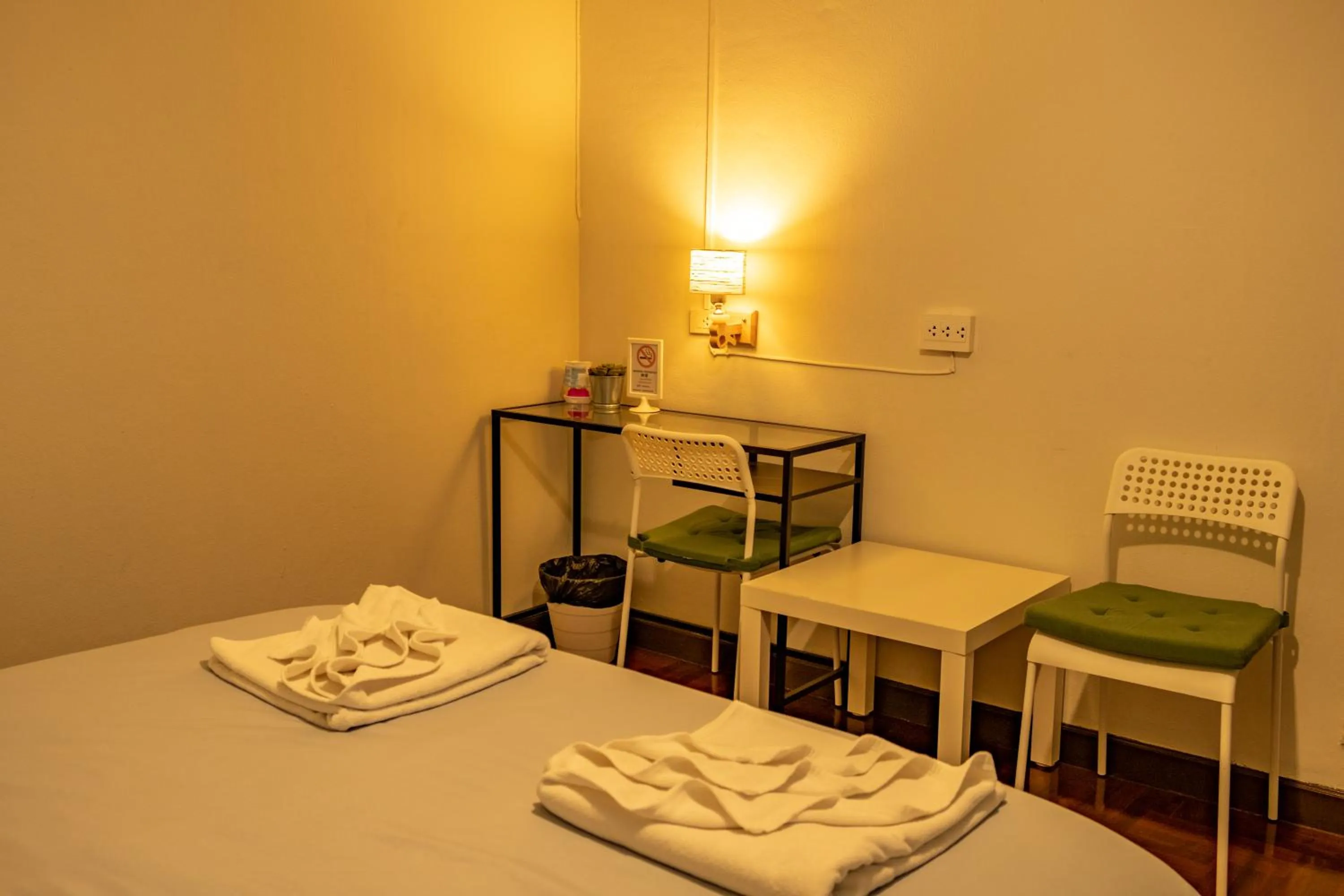 Home 16  (Hostel 16)