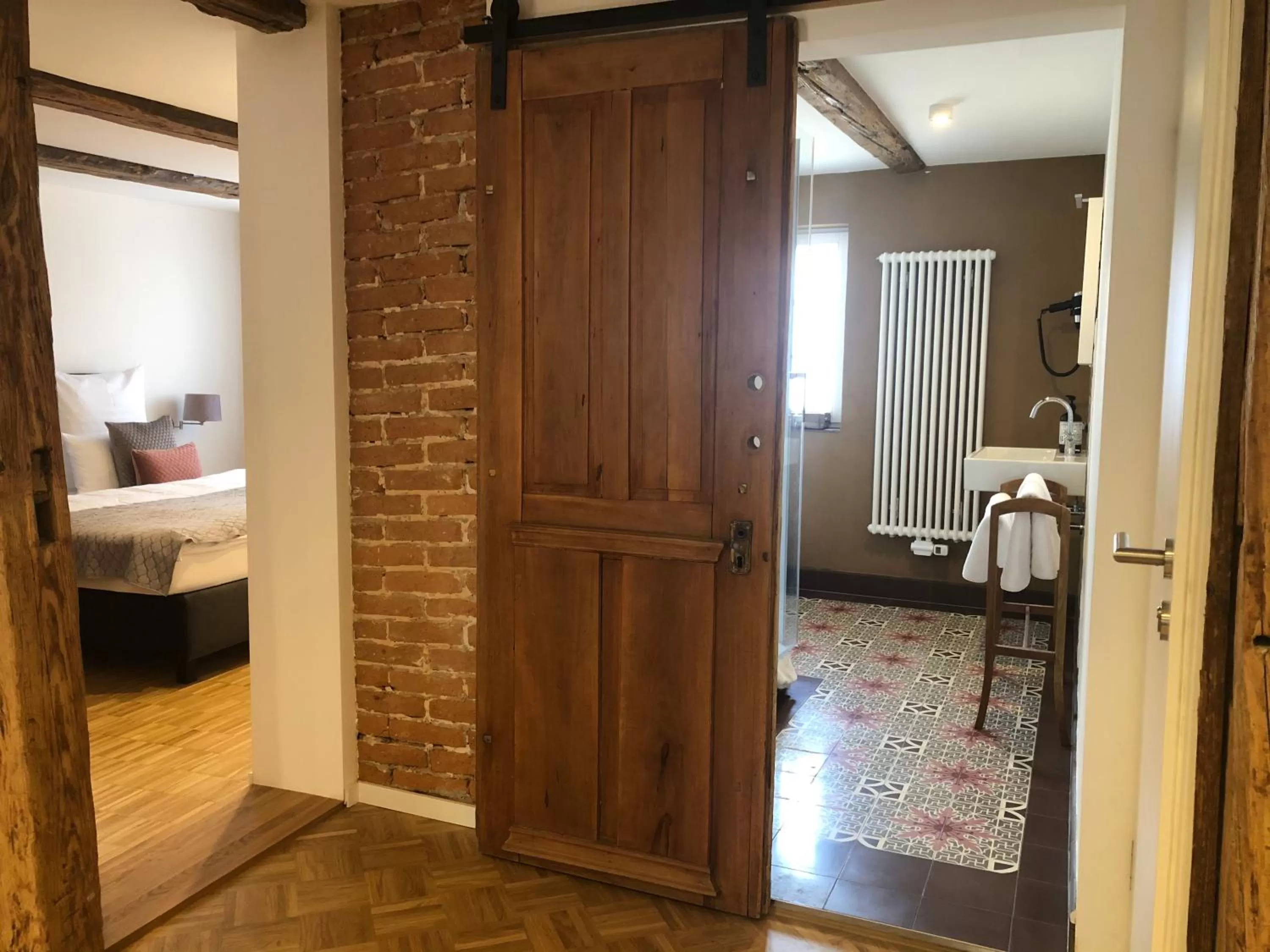 Bathroom, Bed in der Gänsbühl auf der Stadtmauer
