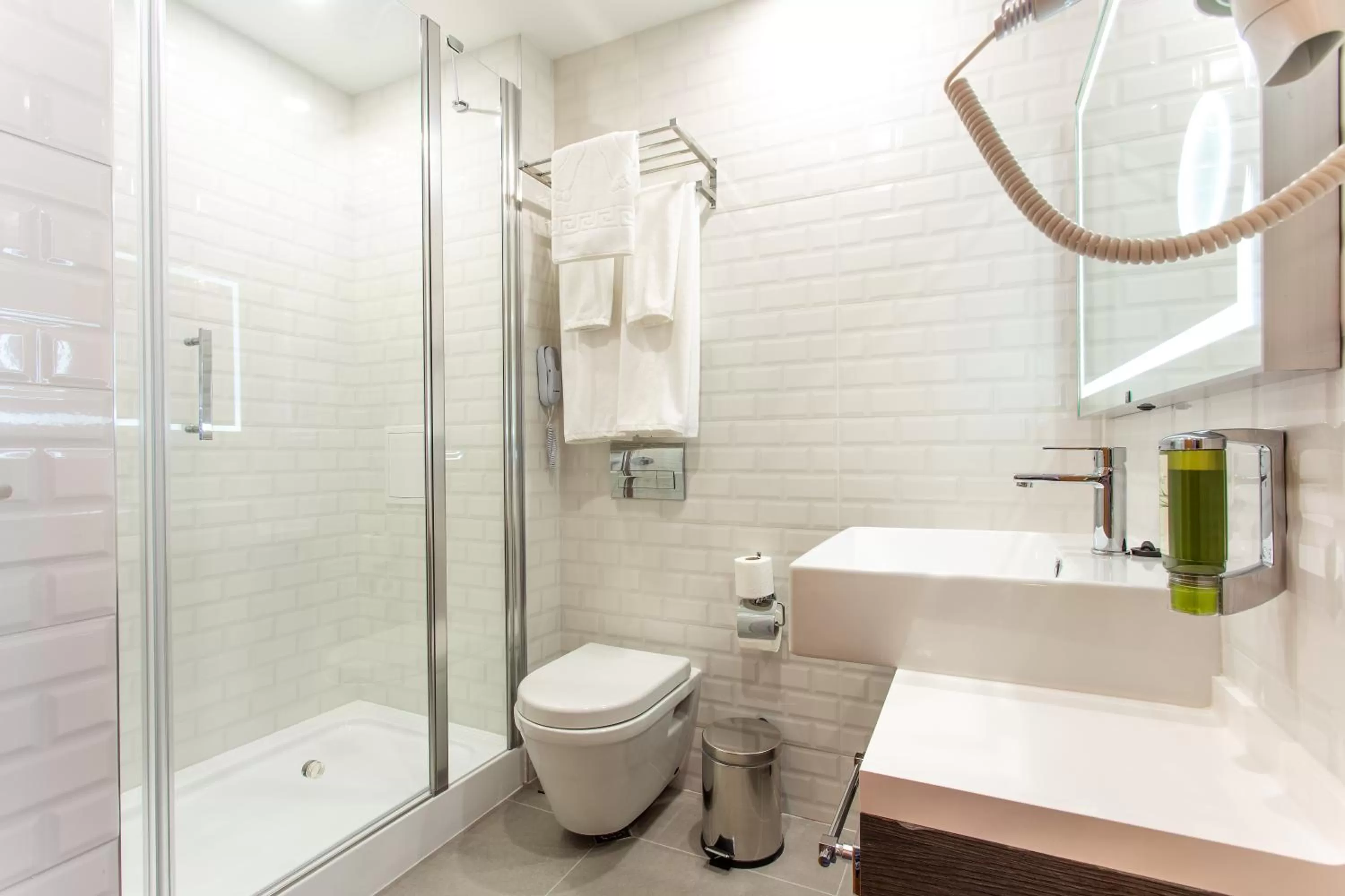 Bathroom in Best Western Terminus Hotel