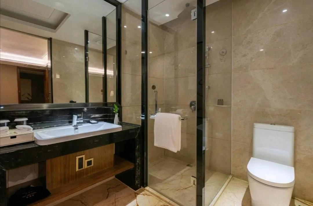 Honder International Hotel - Free shuttle bus between hotel and exhibition center during Canton Fair period