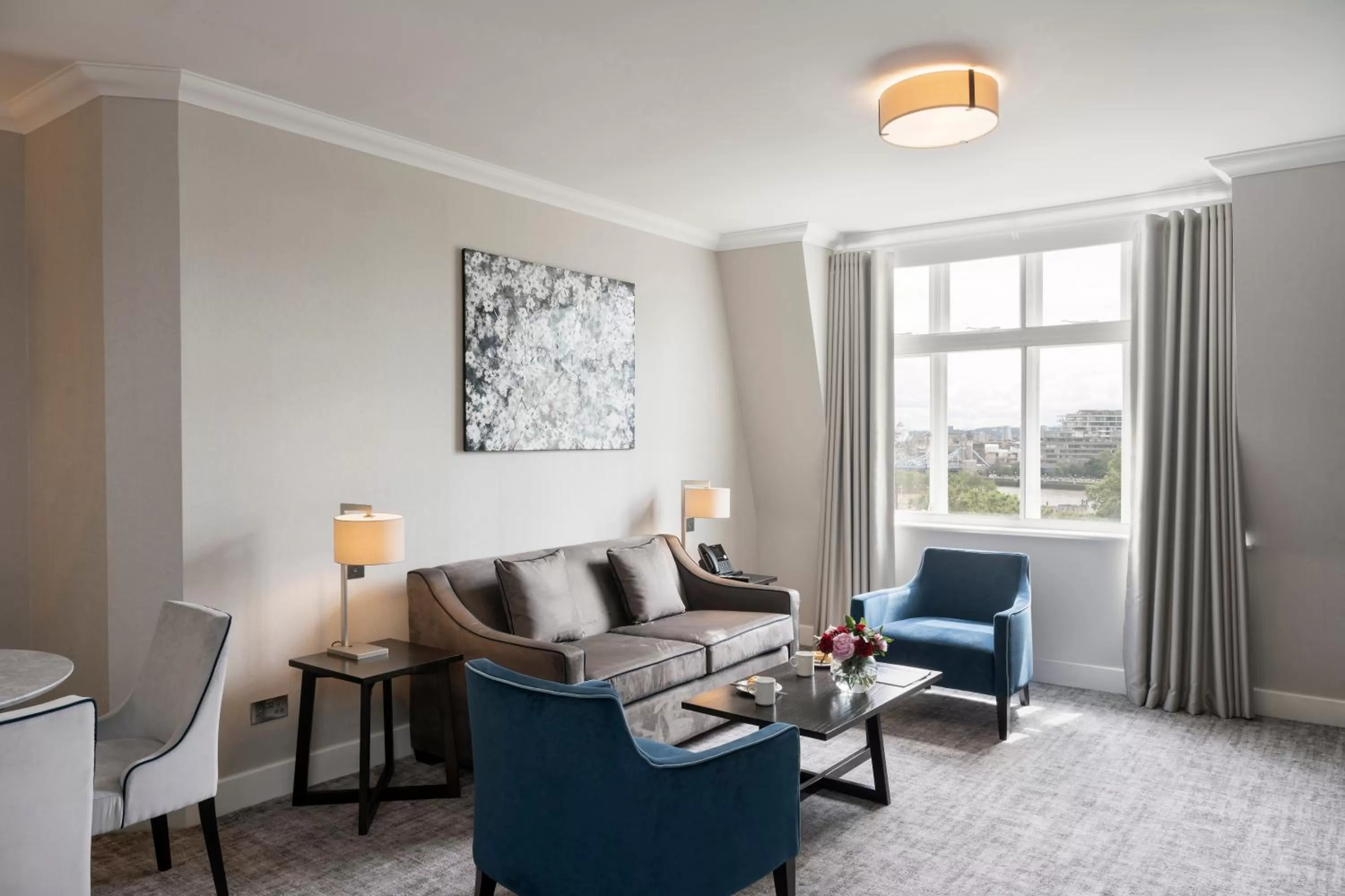 Seating area in Tower Residences by Blue Orchid