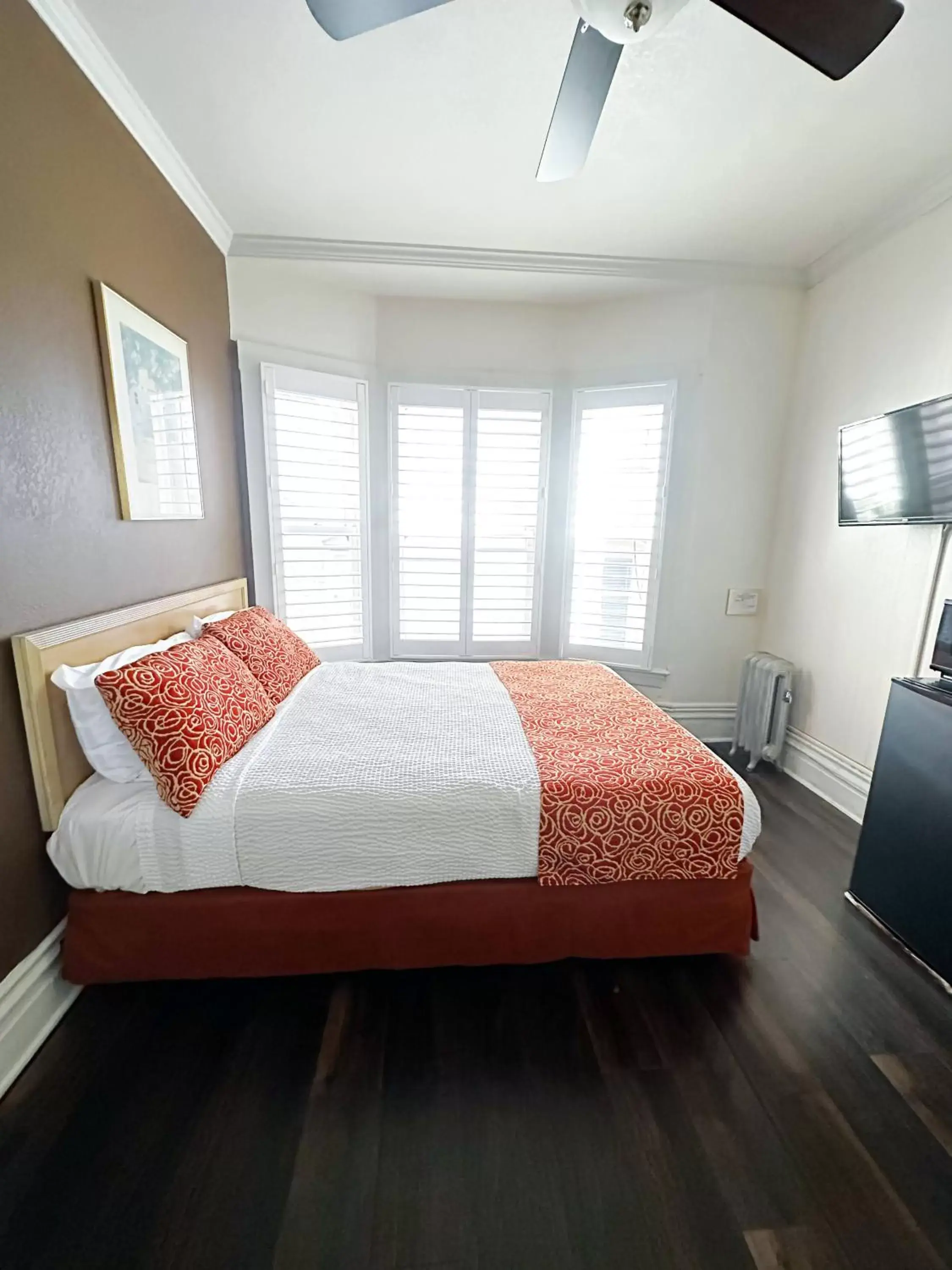 Standard Queen Room in Mithila Hotel Standard Queen Room in Mithila Hotel