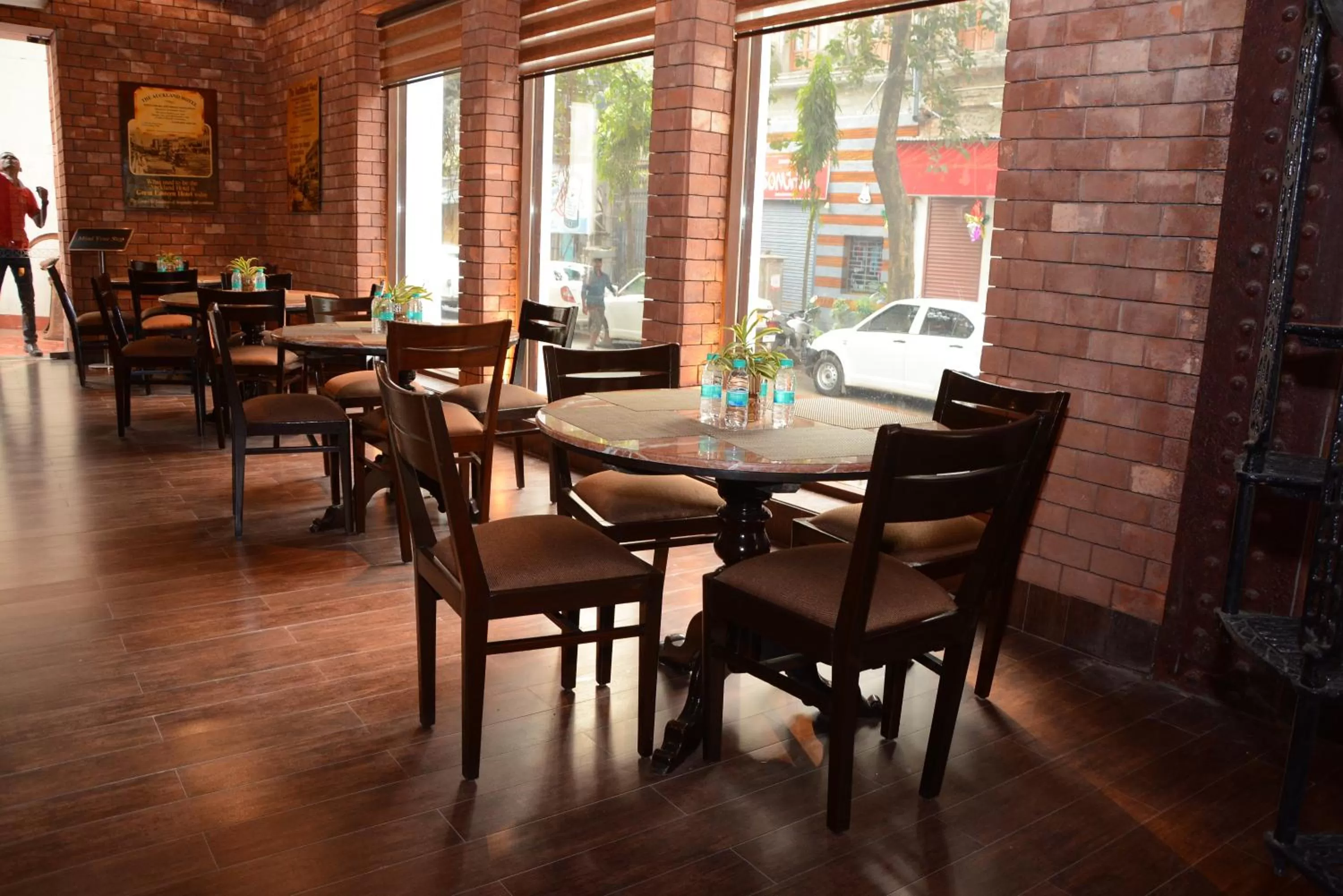 Restaurant/places to eat in The Lalit Great Eastern Kolkata