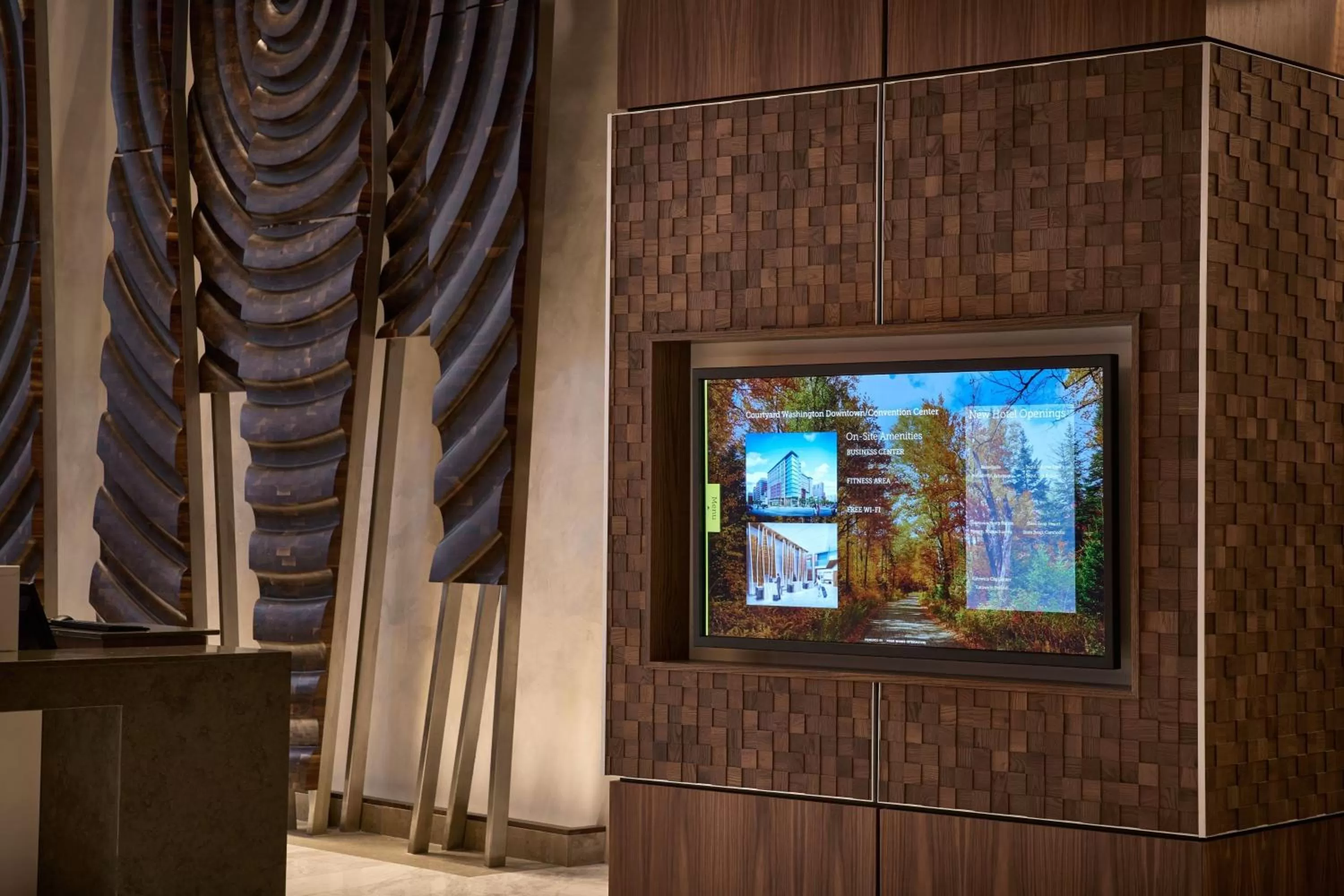 Lobby or reception in Courtyard by Marriott Washington Downtown/Convention Center