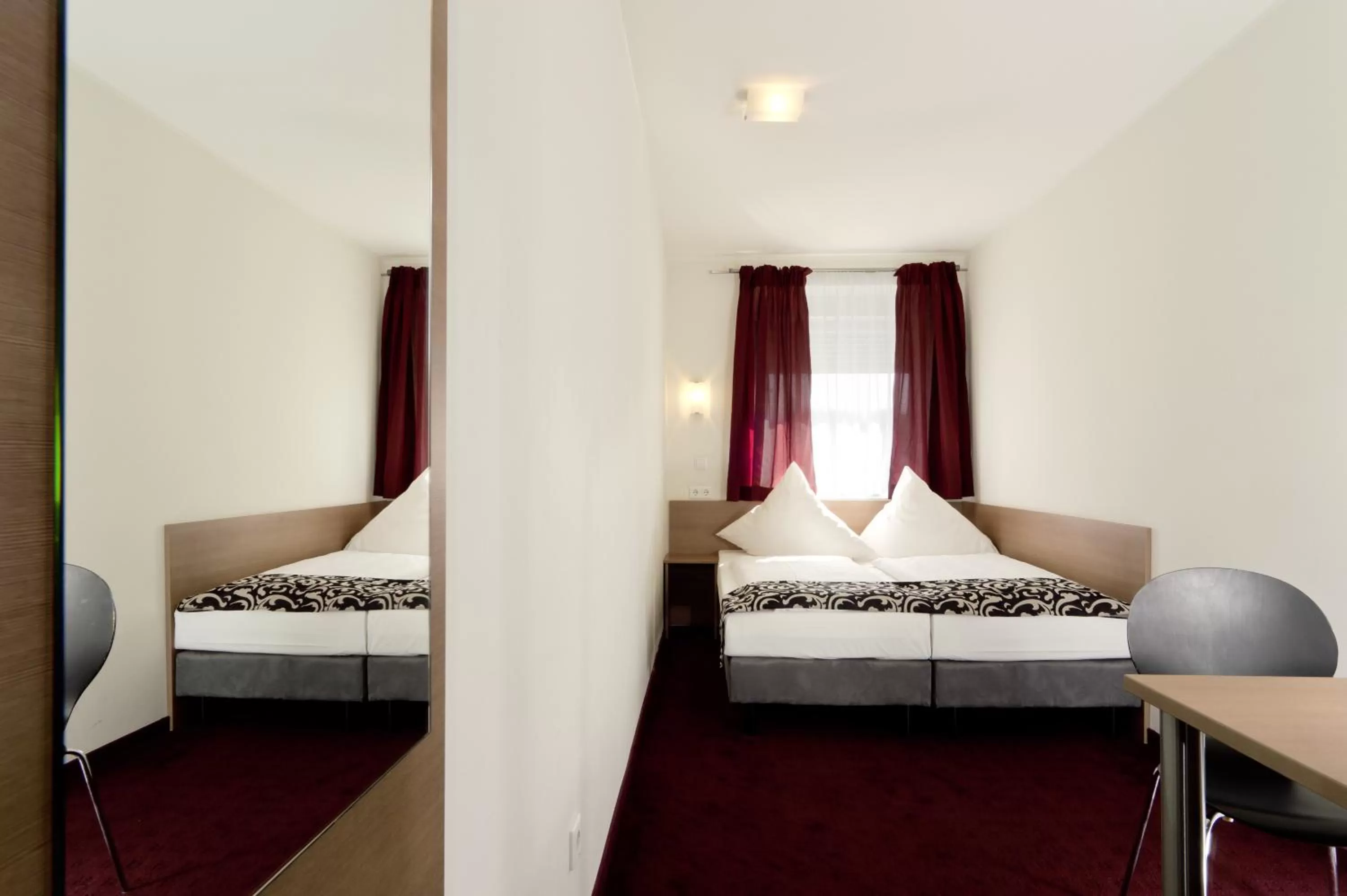 Photo of the whole room, Bed in Dream Inn Hotel Regensburg Ost
