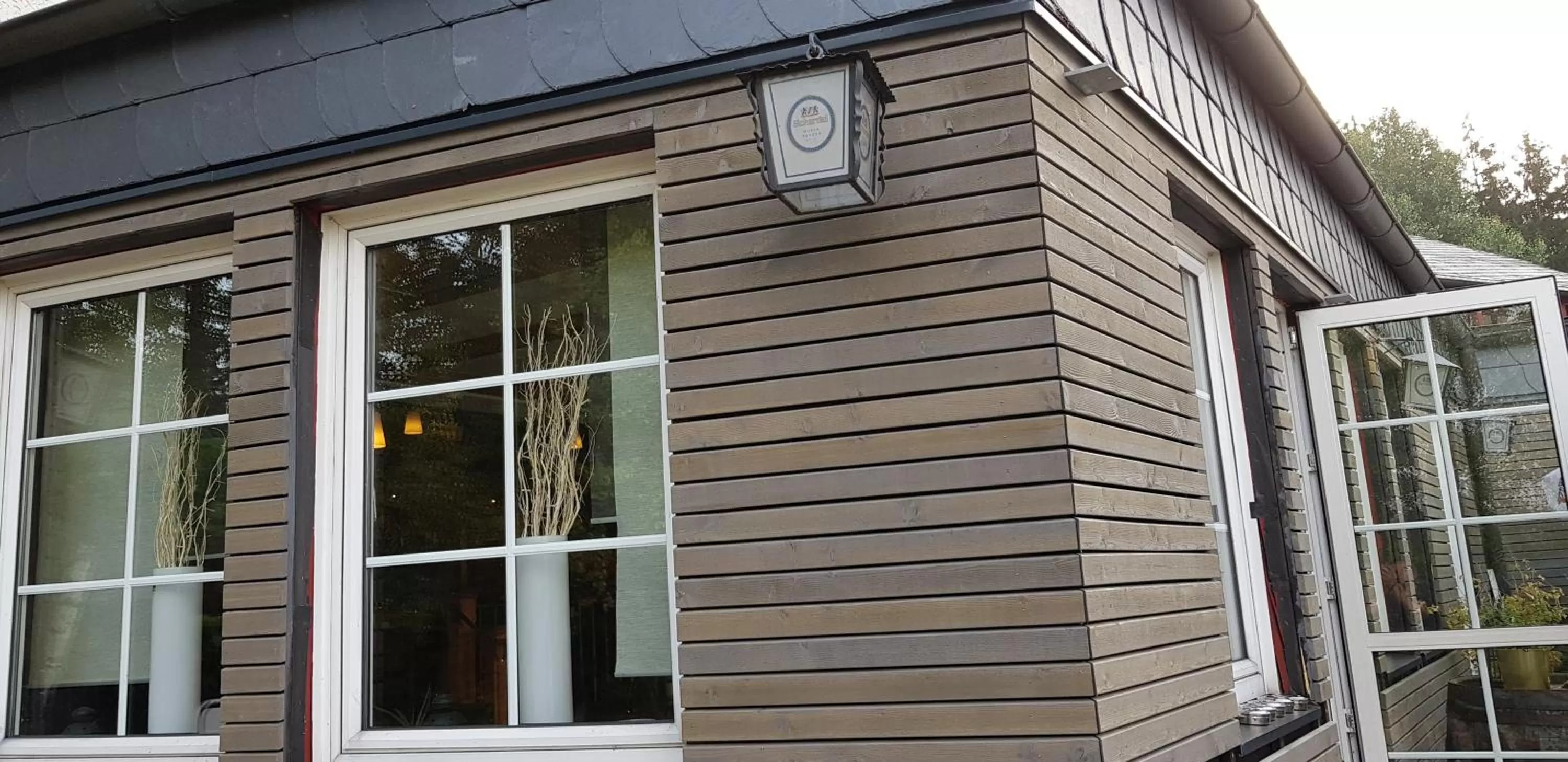 Facade/entrance in Hotel am Untreusee